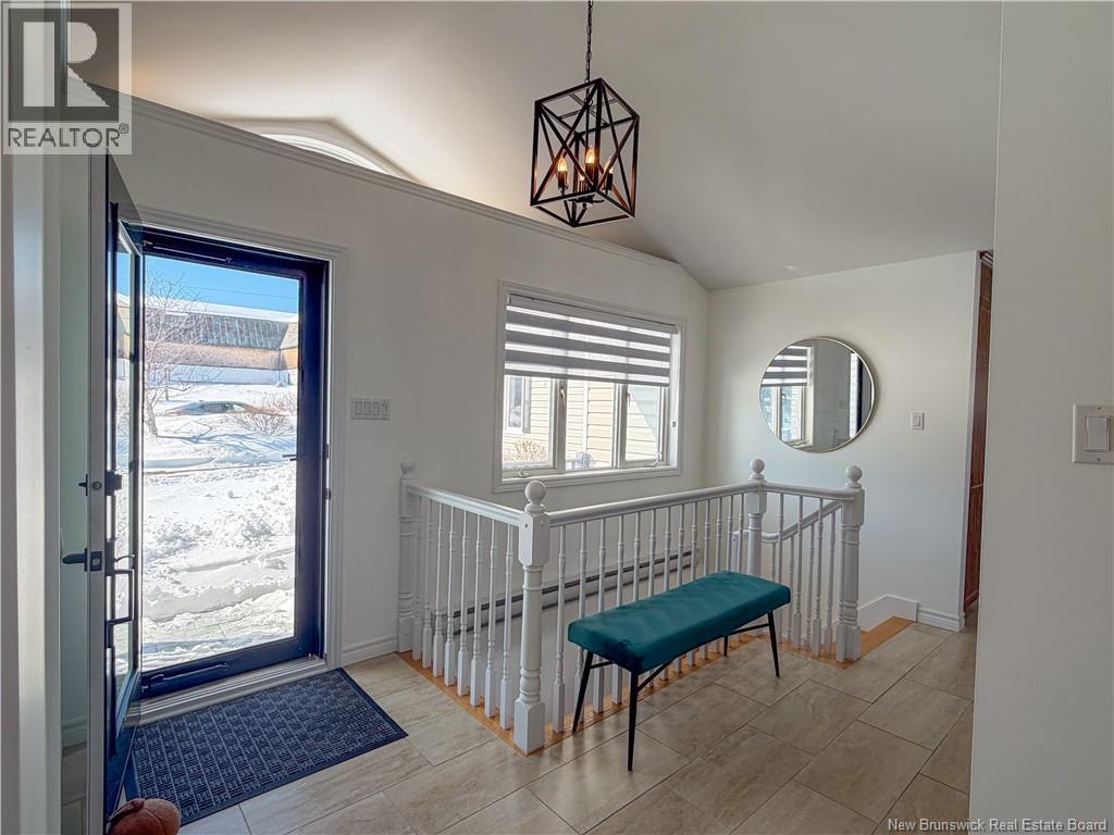 1295 RIVERSIDE DRIVE - 8