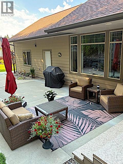 355 PROSPECT Drive, Grand Forks