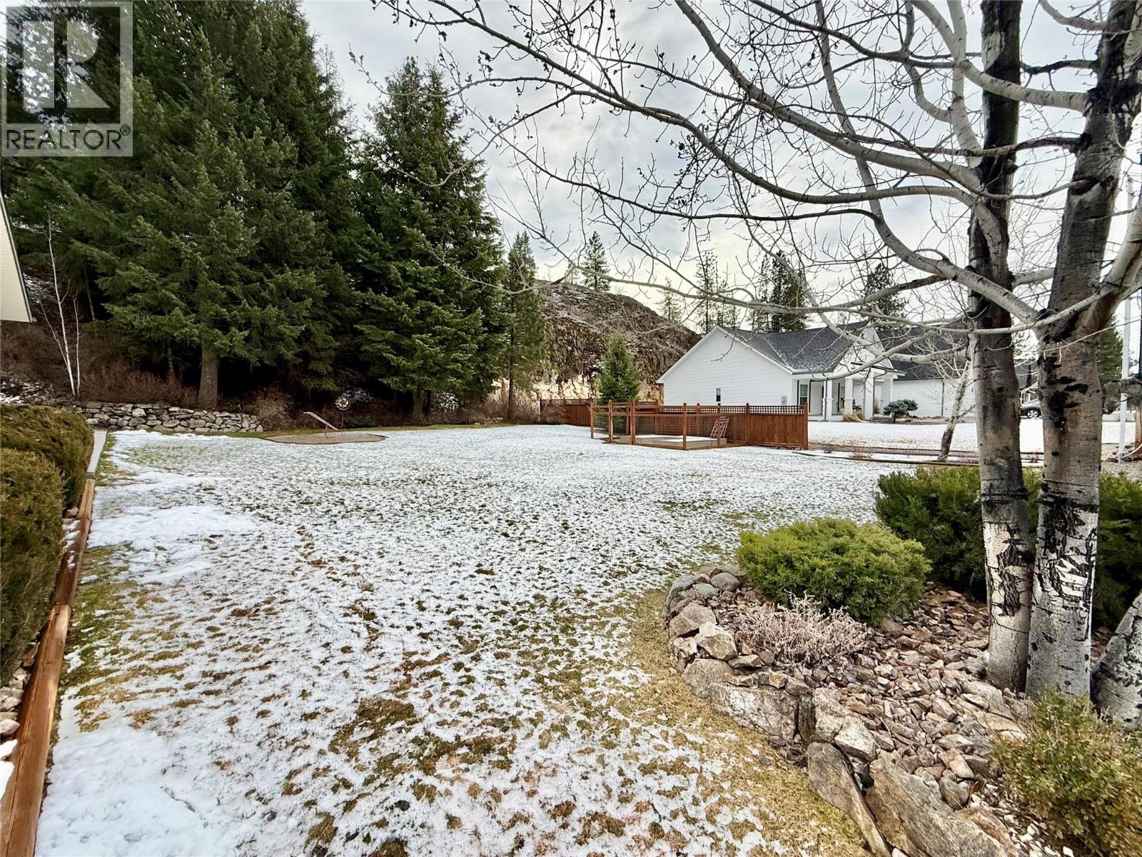 355 PROSPECT Drive, Grand Forks