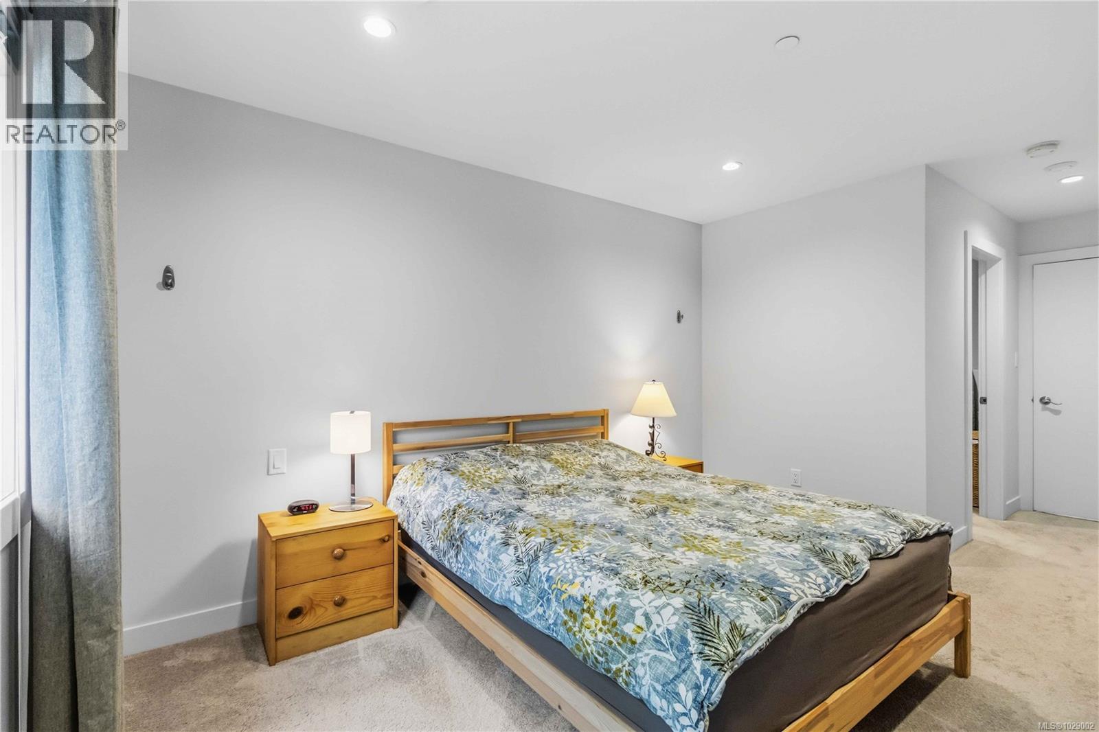 3365 SANDERLING WAY - 35