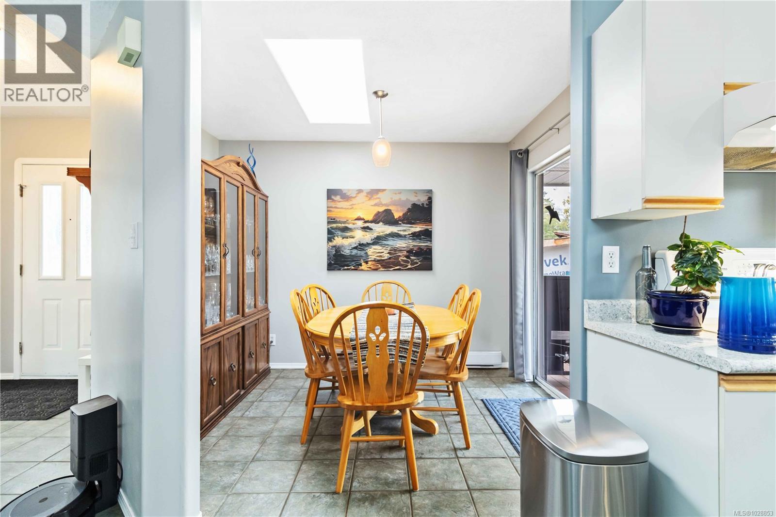 6598 Felderhof Rd - 18
