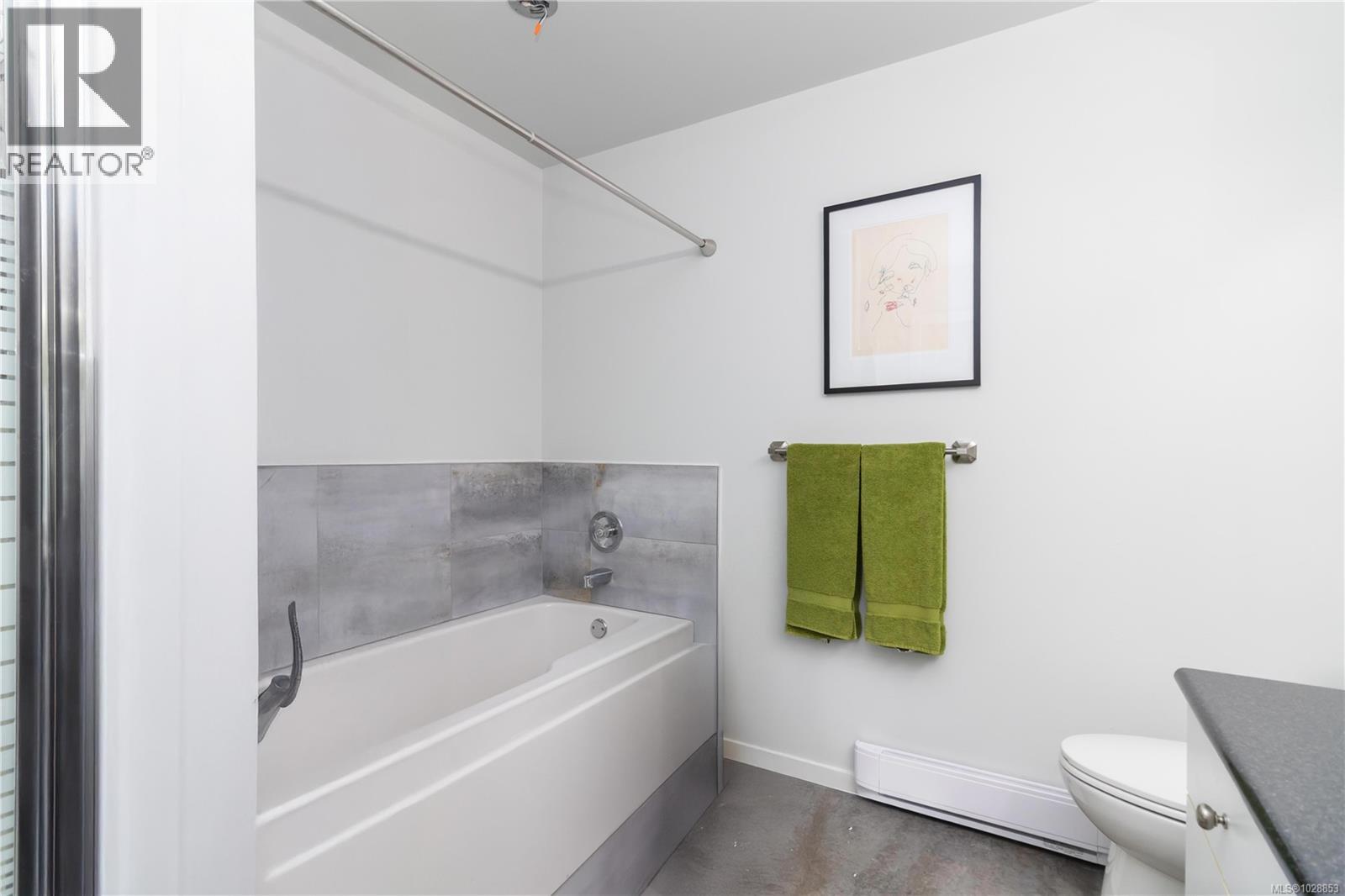 6598 Felderhof Rd - 28