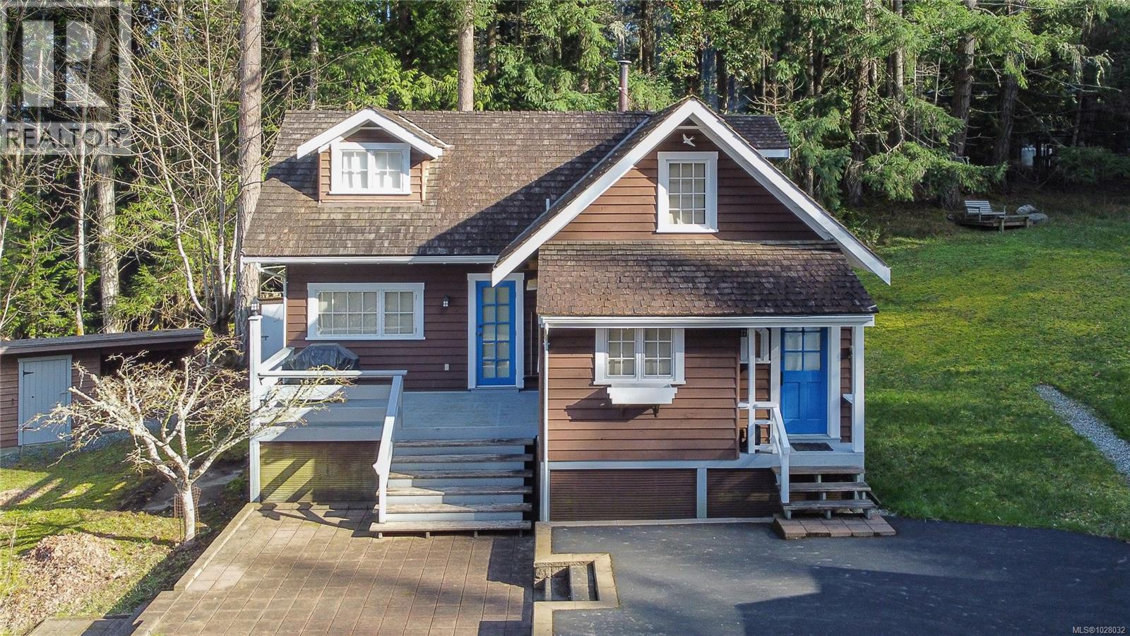  696 Rainbow Road, Salt Spring