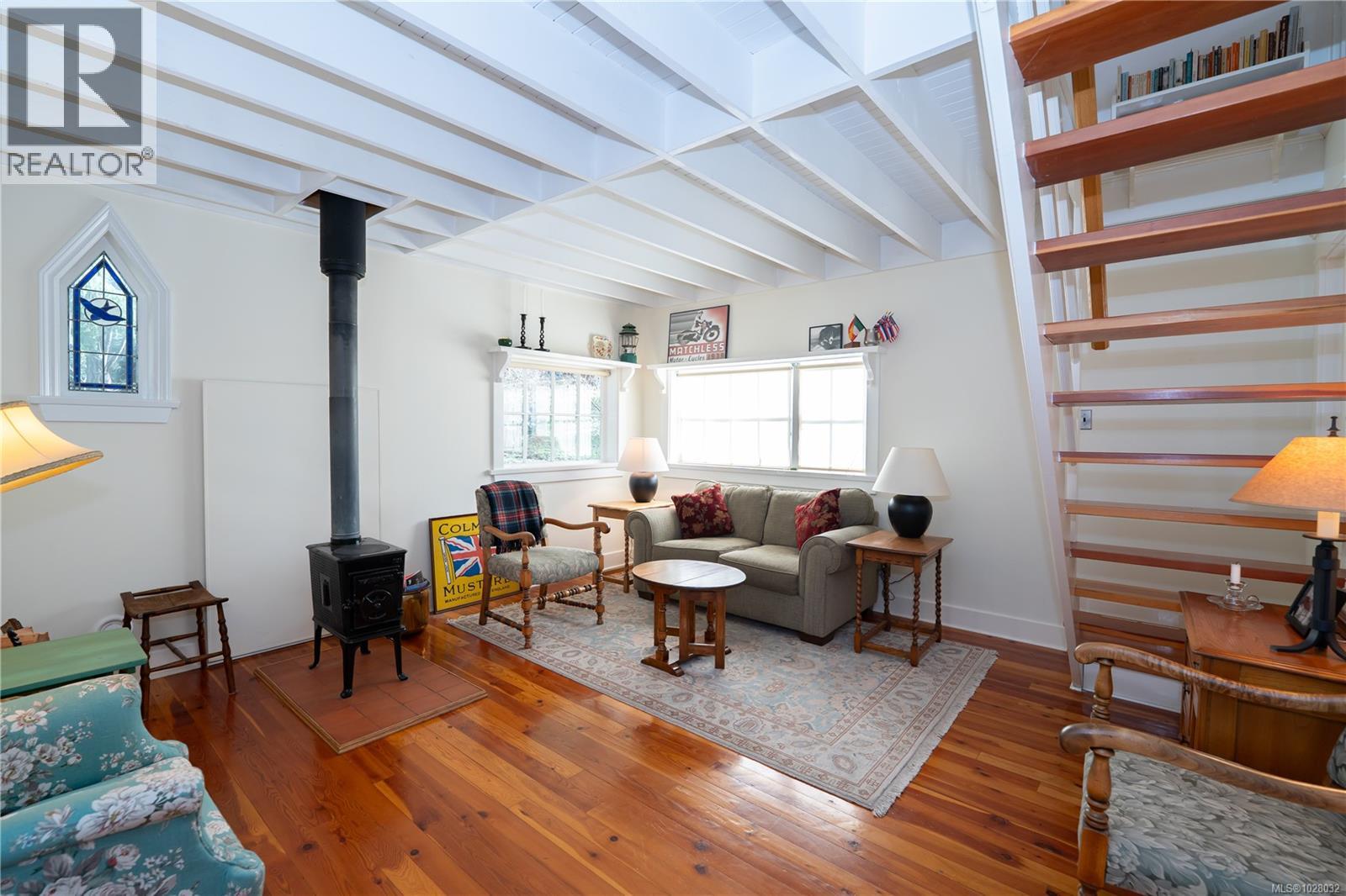  696 Rainbow Road, Salt Spring