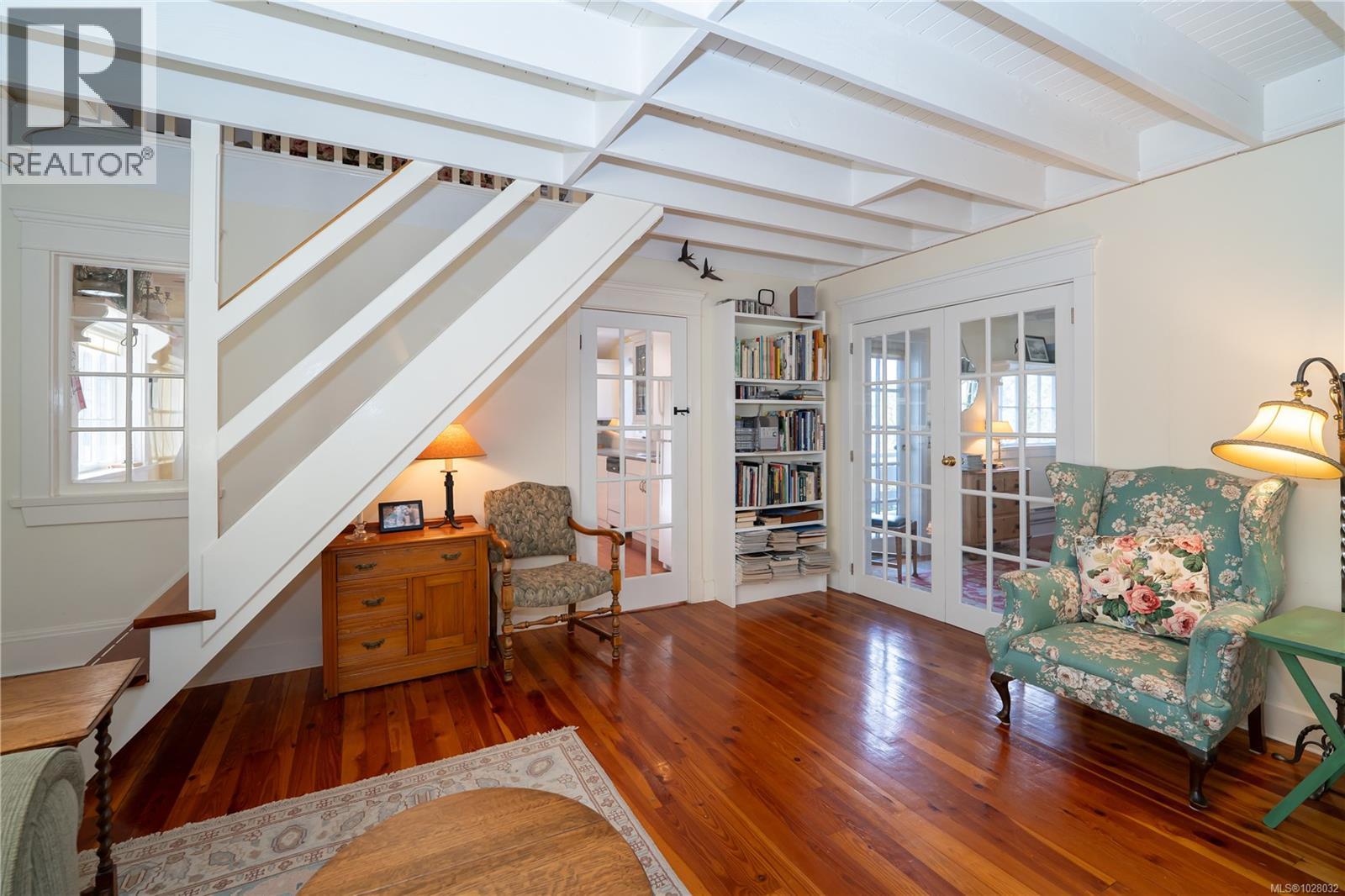  696 Rainbow Road, Salt Spring