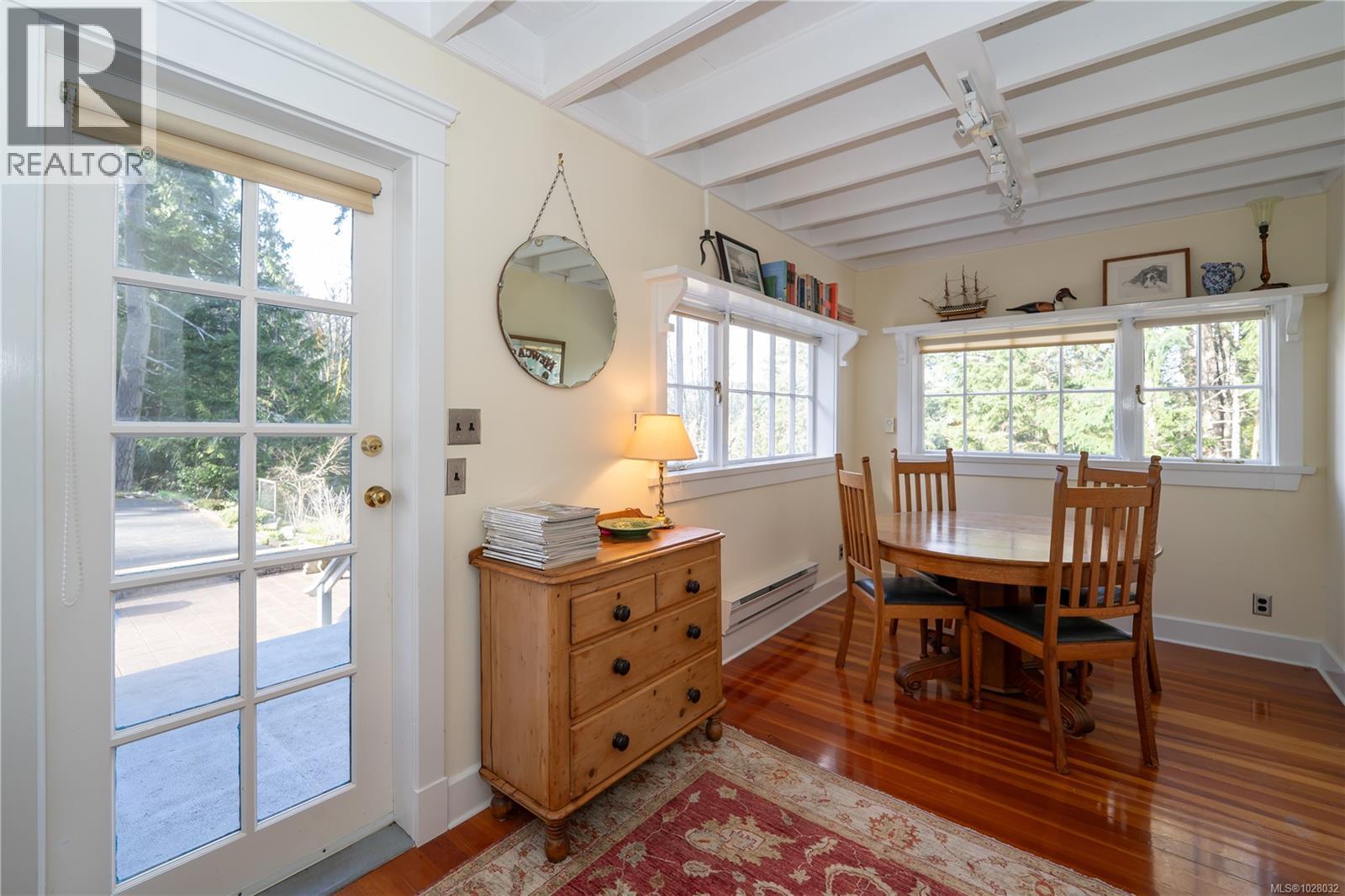  696 Rainbow Road, Salt Spring