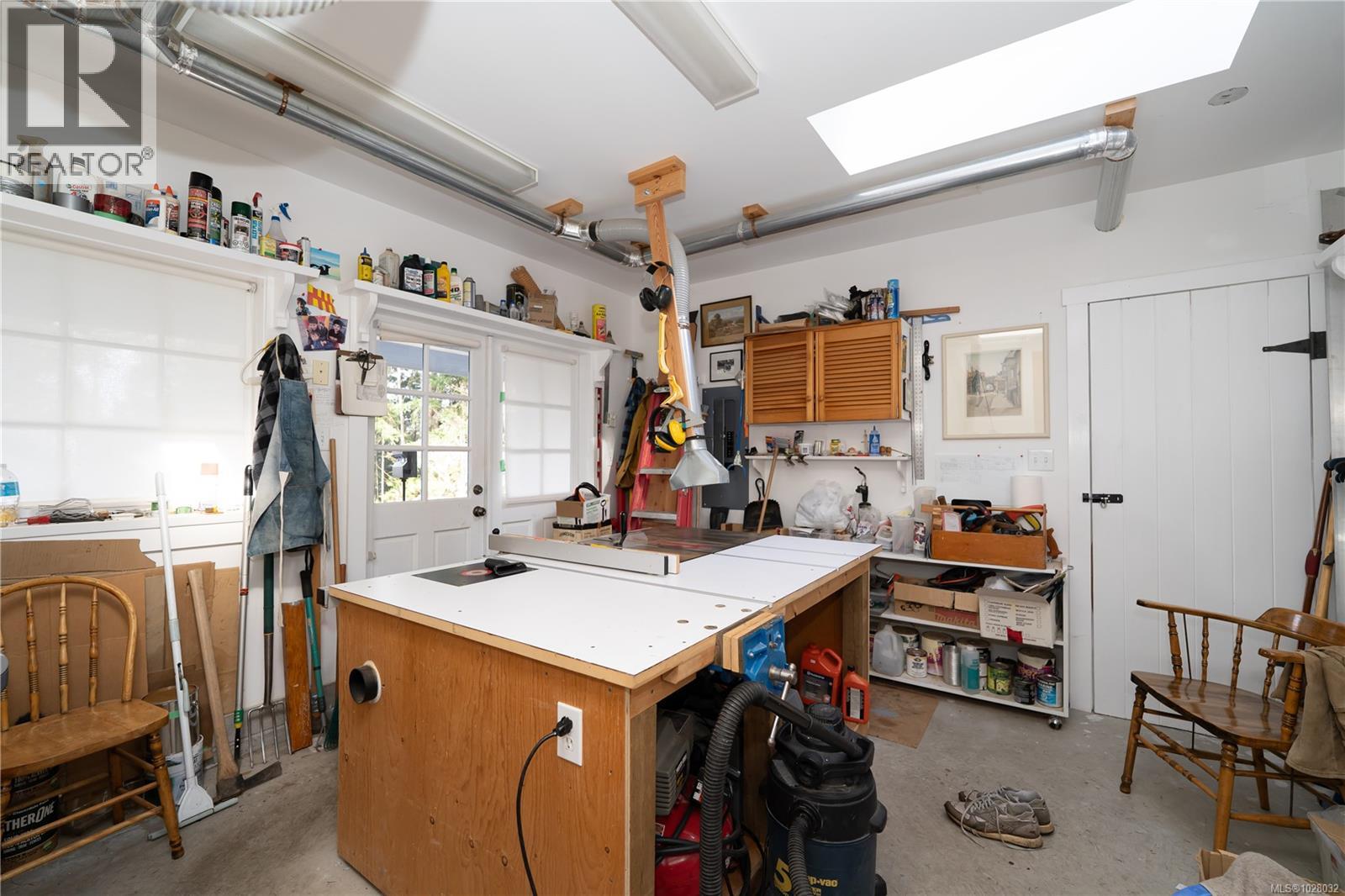  696 Rainbow Road, Salt Spring