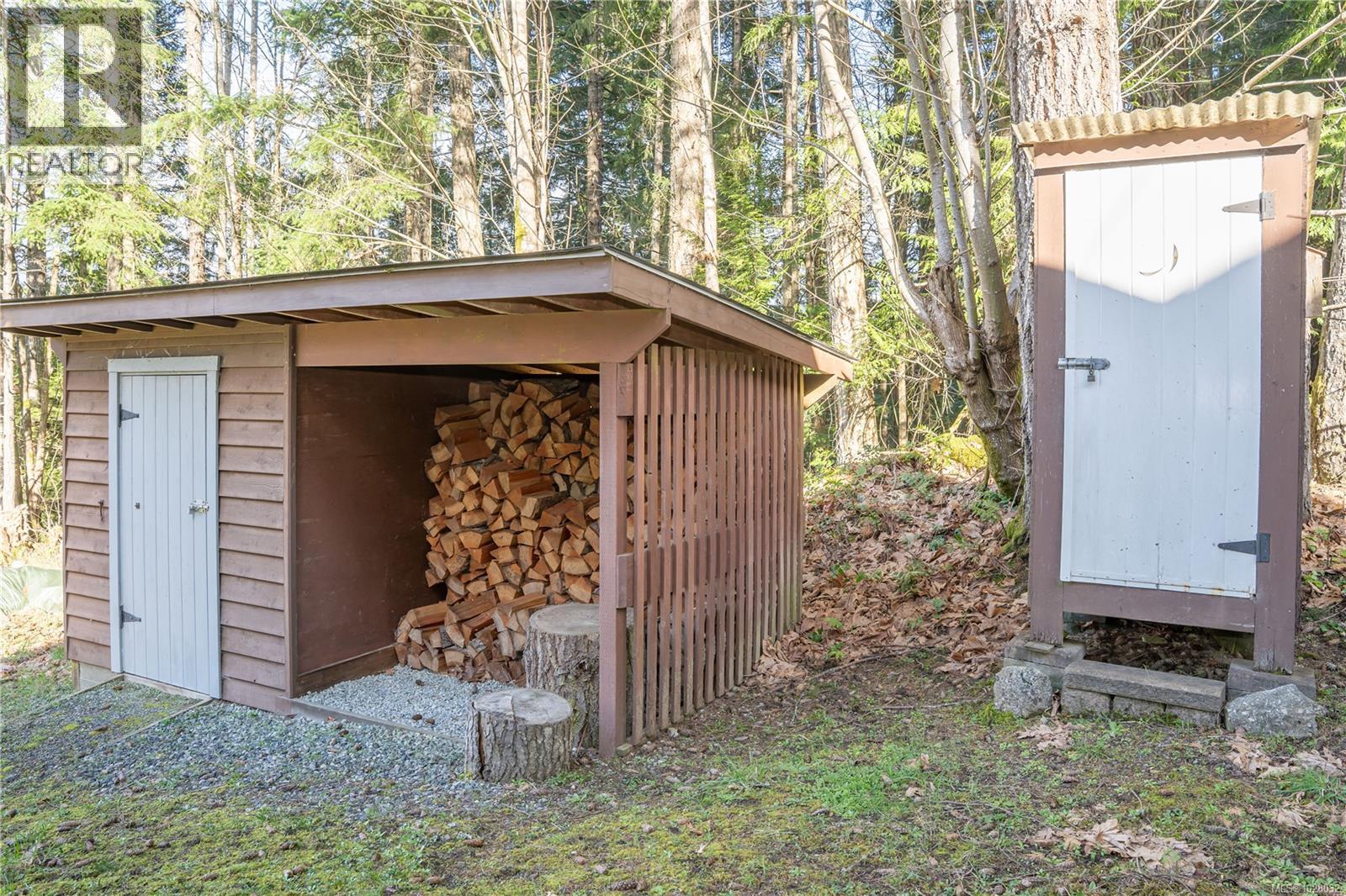  696 Rainbow Road, Salt Spring