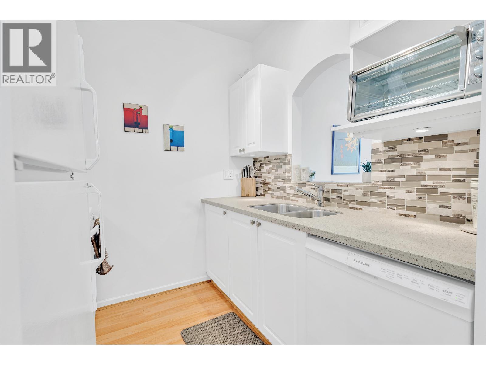 56 2422 HAWTHORNE AVENUE, Port Coquitlam