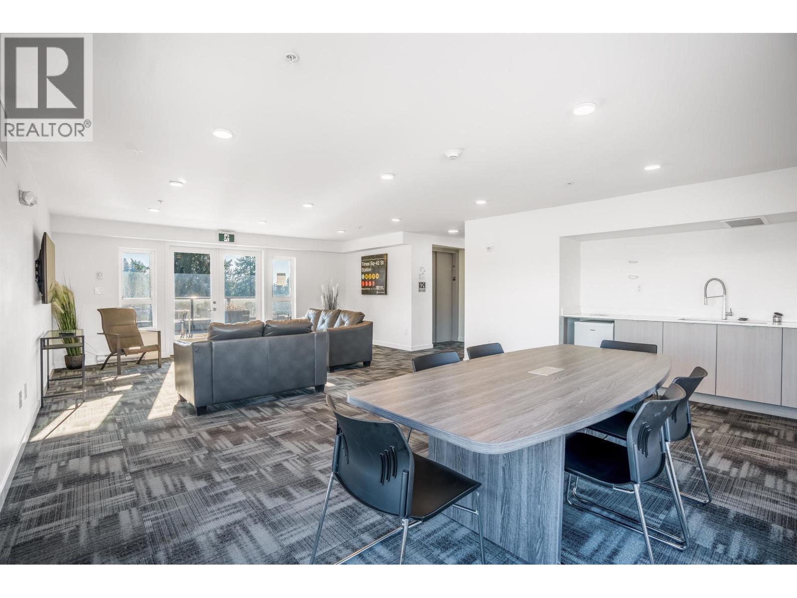 306 2236 WELCHER AVENUE, Port Coquitlam