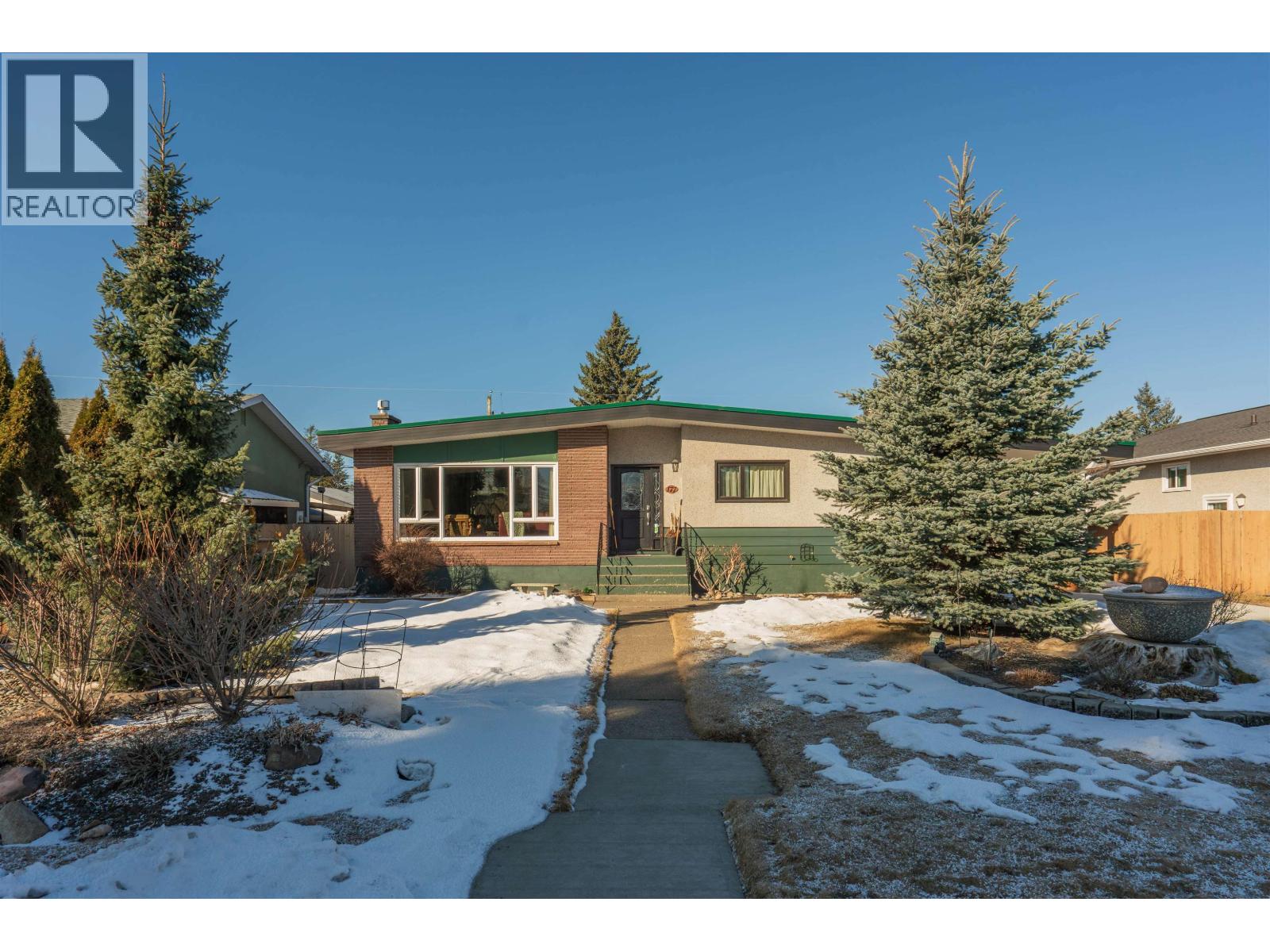 177 OGILVIE Street - main photo