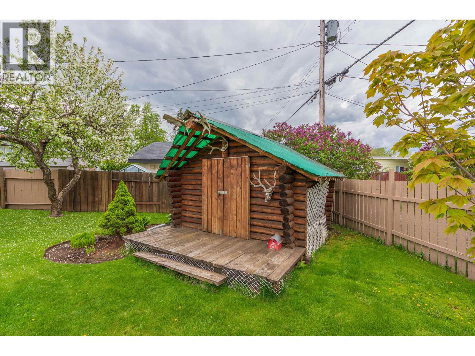 177 N OGILVIE STREET - 25