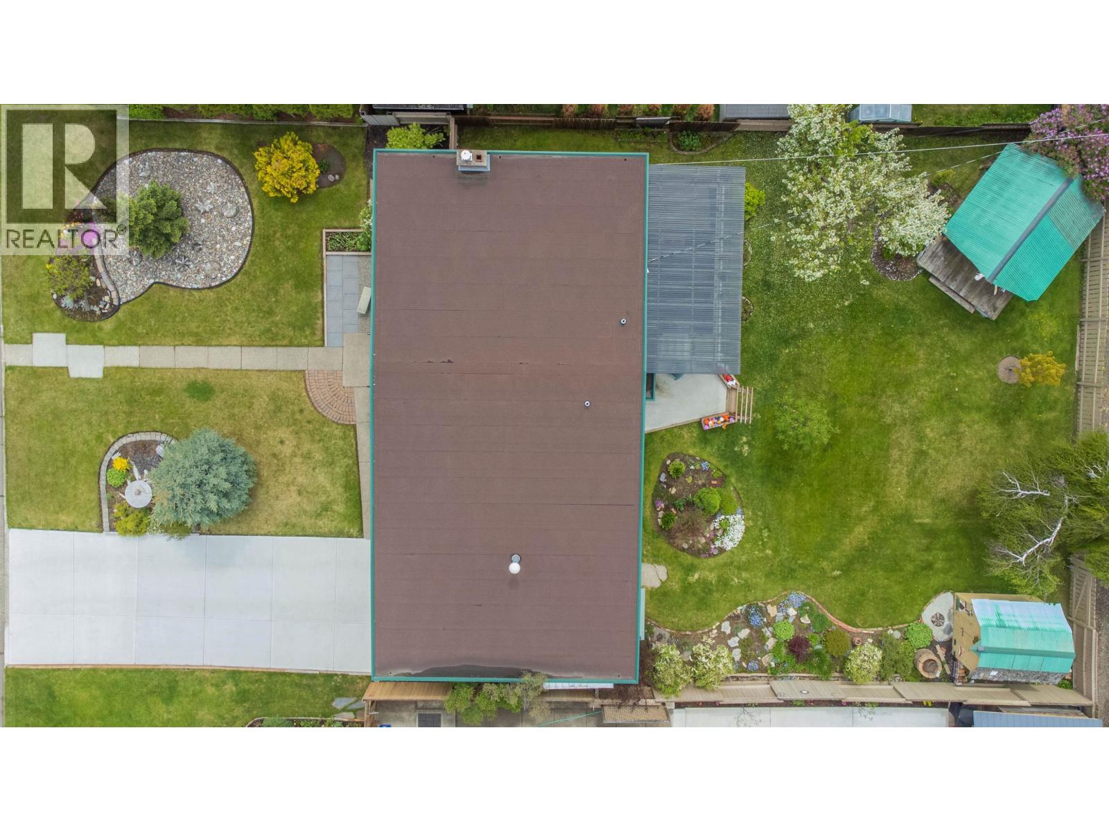 177 N OGILVIE STREET - 32