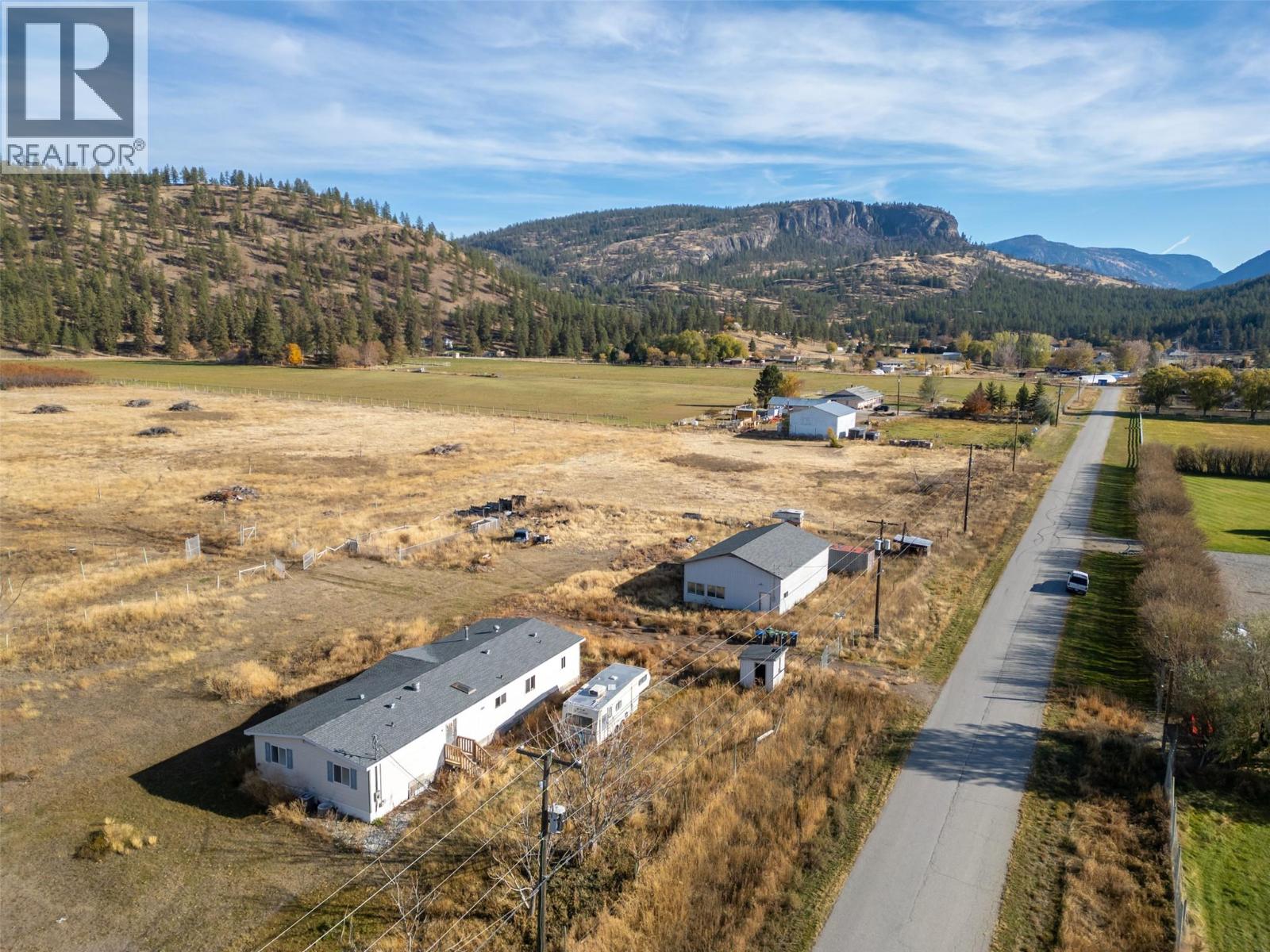  261 + 297 Jones Way Road, Oliver