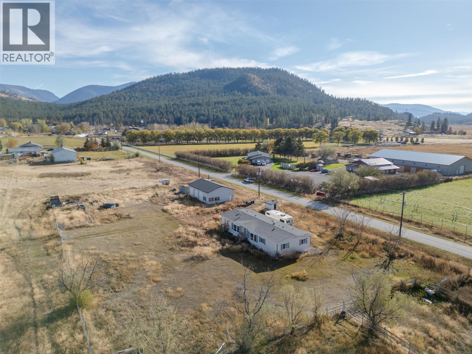  261 + 297 Jones Way Road, Oliver