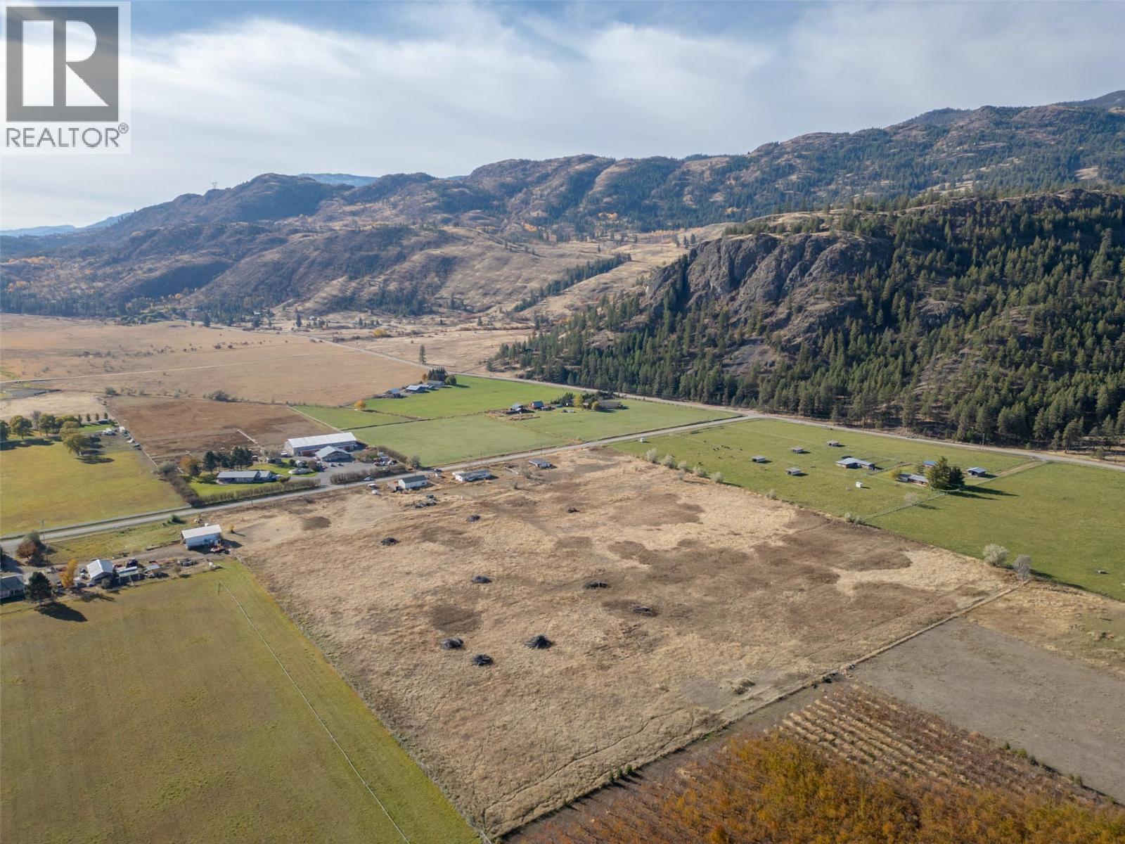  261 + 297 Jones Way Road, Oliver