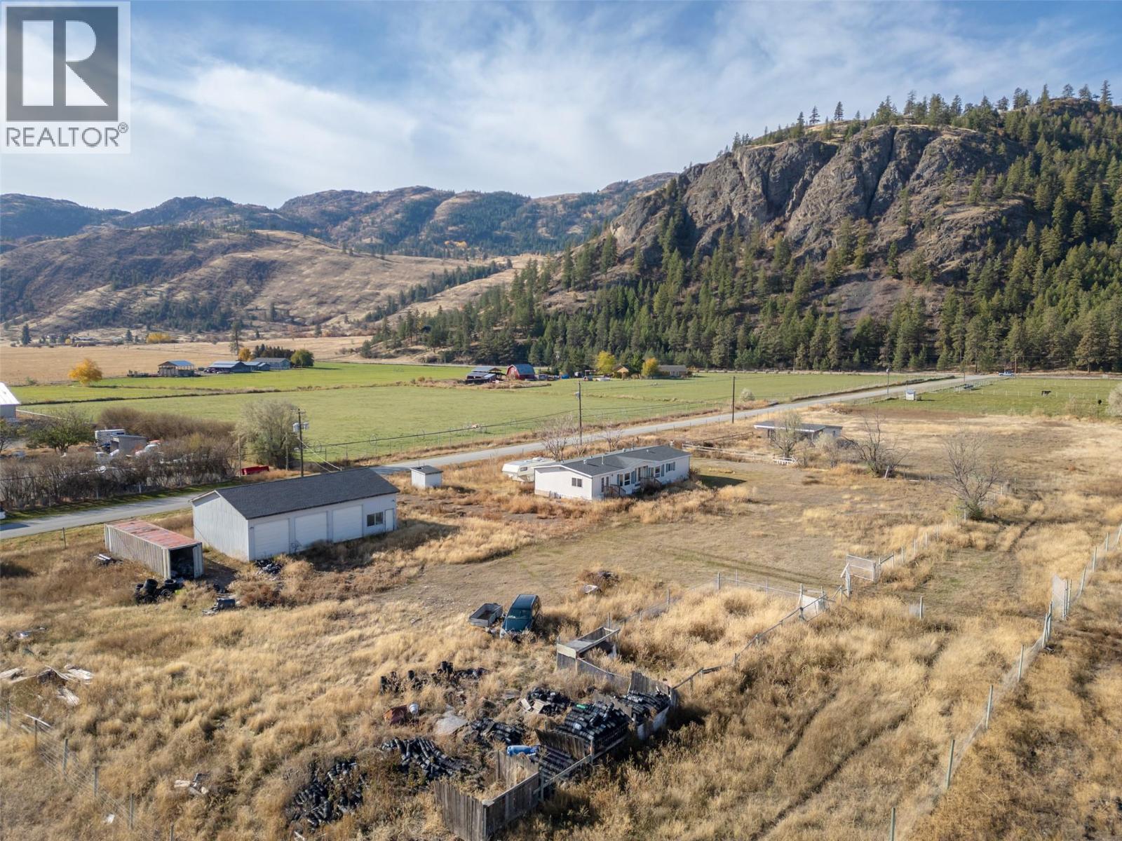  261 + 297 Jones Way Road, Oliver