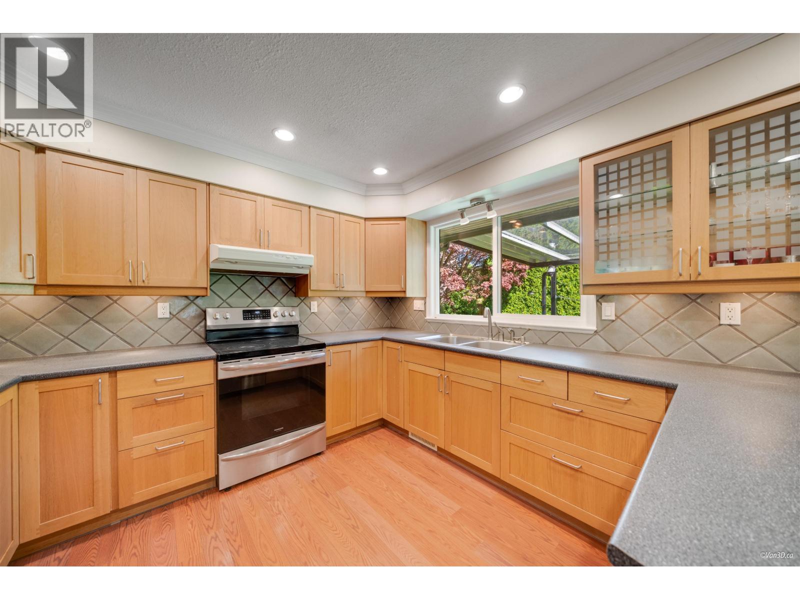 7720 WATERTON Drive, Richmond