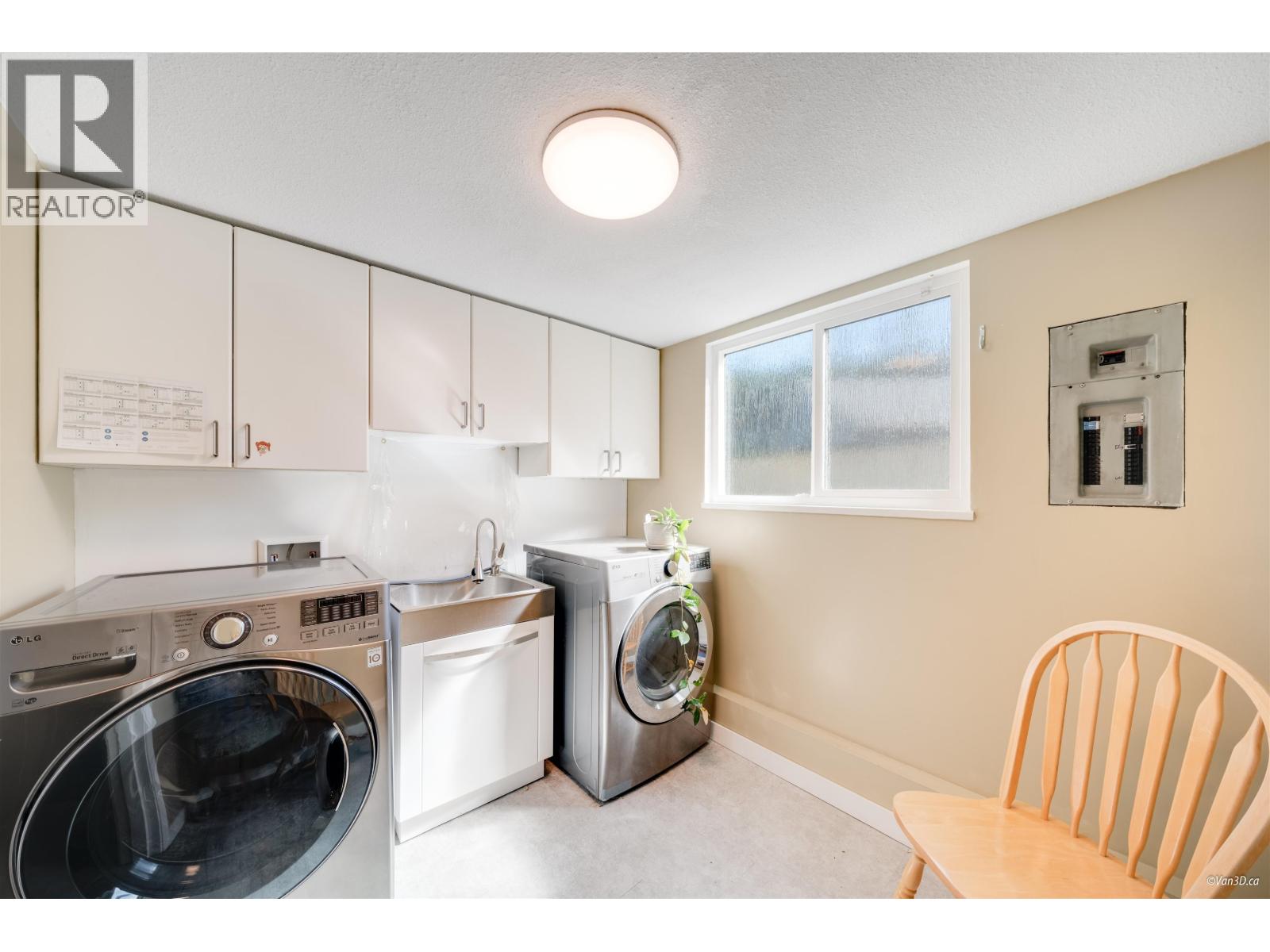 7720 WATERTON Drive, Richmond