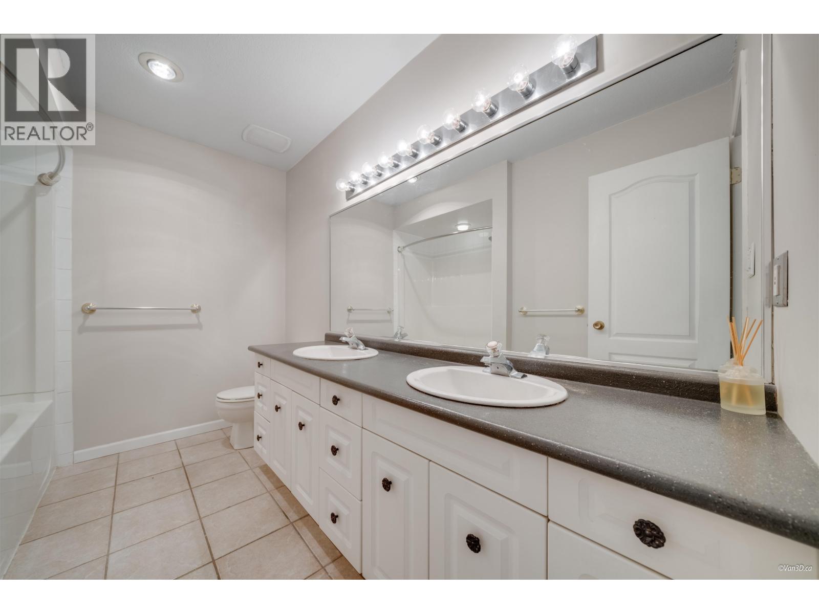 7720 WATERTON Drive, Richmond