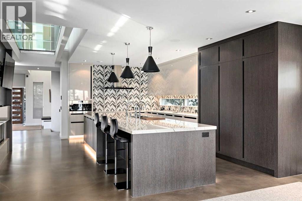 Single Family House for Sale in  Posthill Drive SW Springbank Hill Calgary 