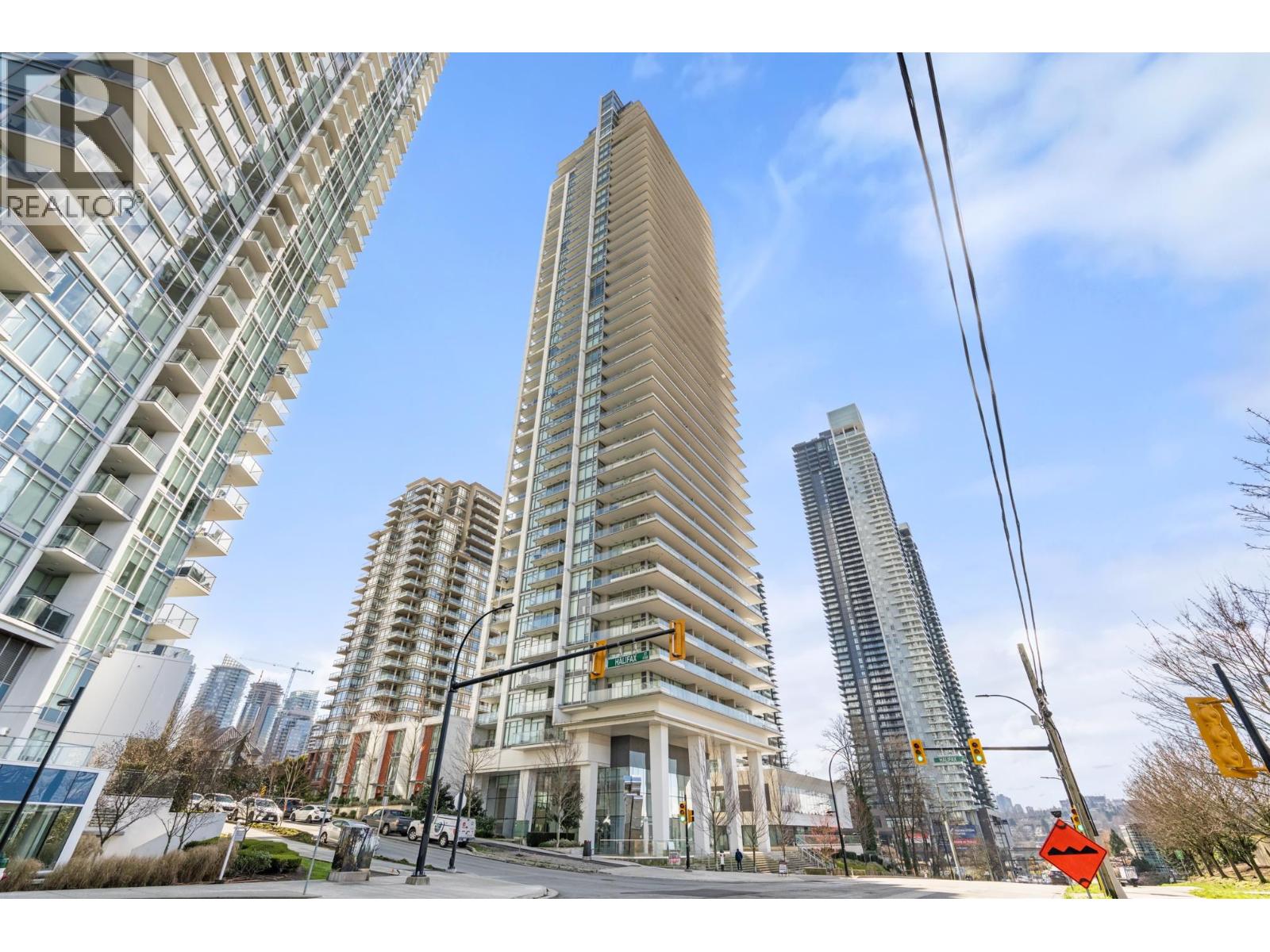 3302 1888 GILMORE AVENUE