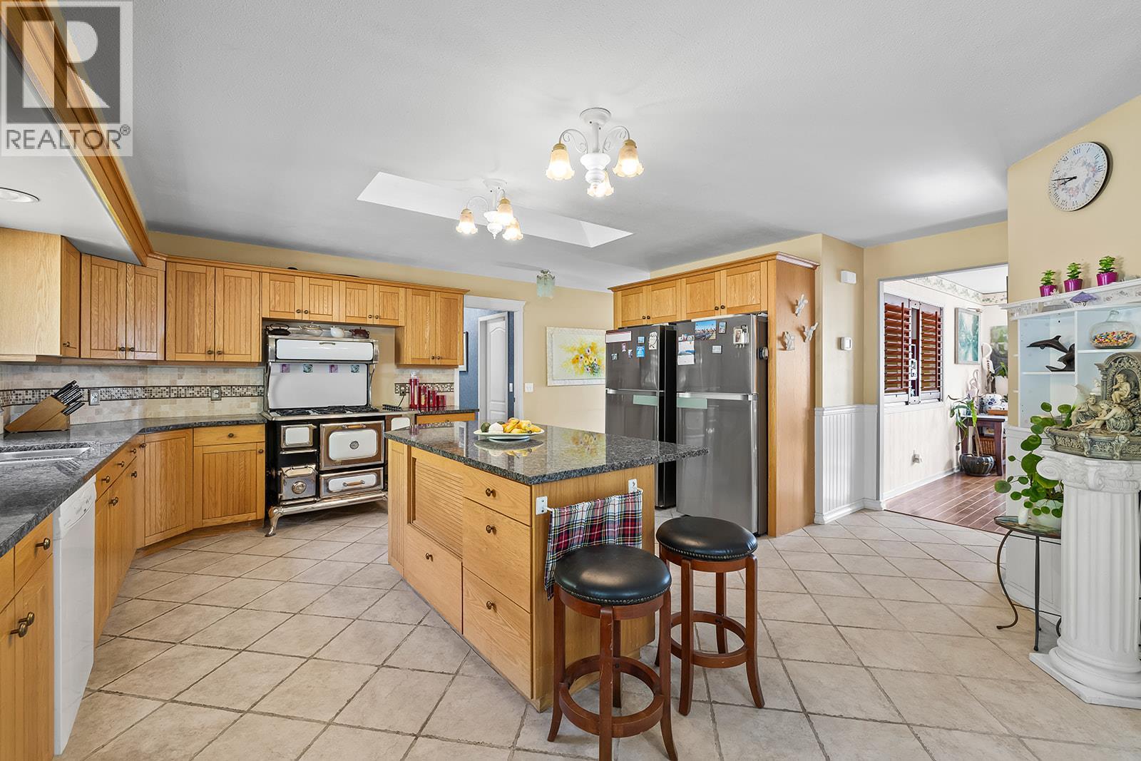 1282 Lakeview Cove Place, West Kelowna