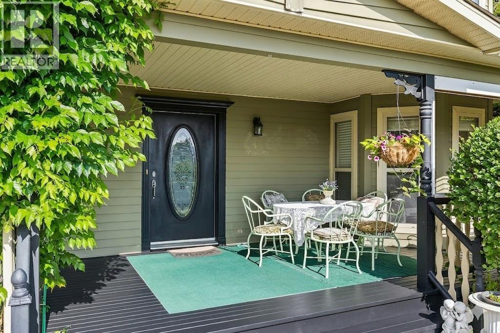 1282 Lakeview Cove Place, West Kelowna