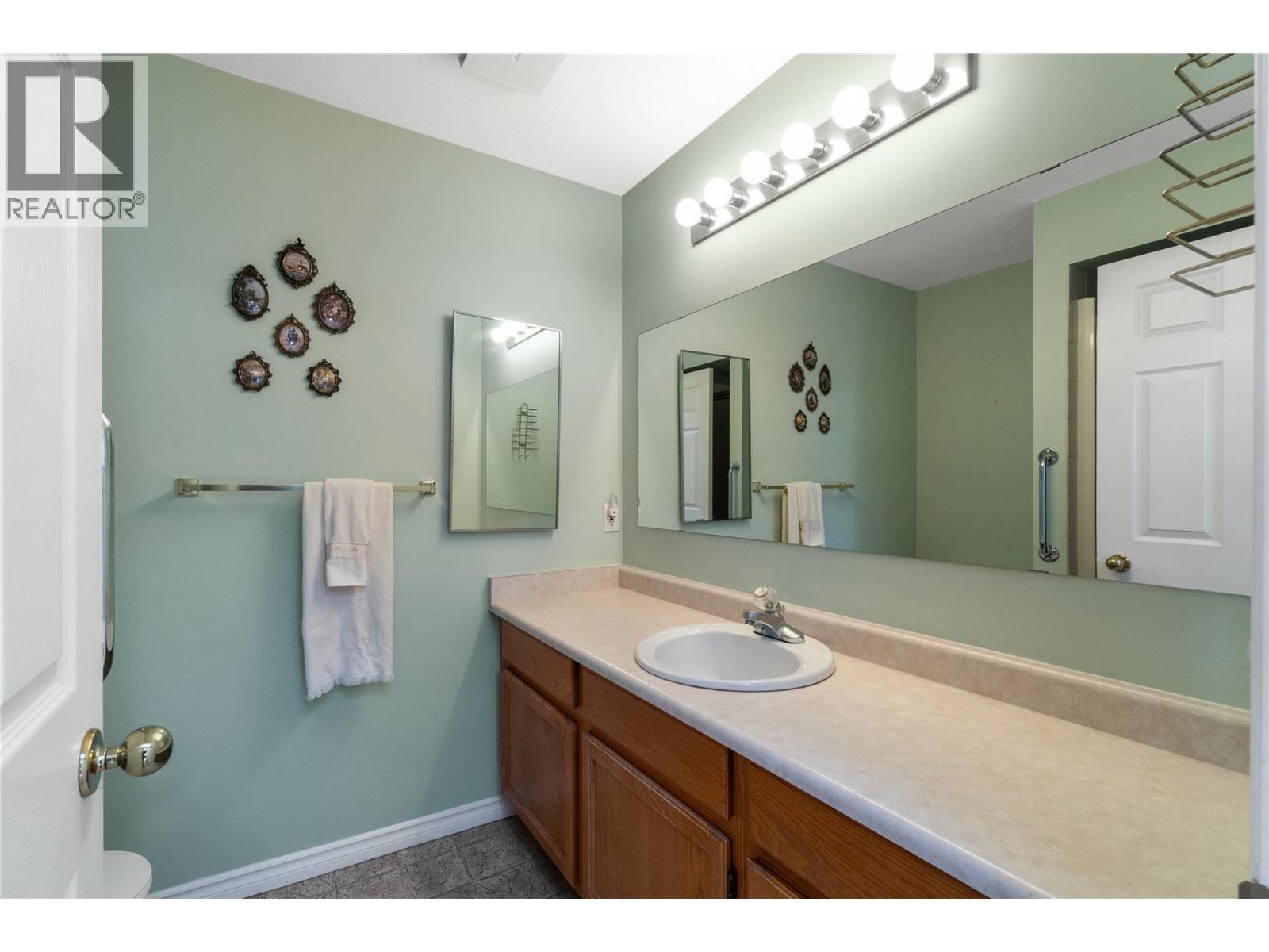 251 6 Street SE Unit# 306, Salmon Arm