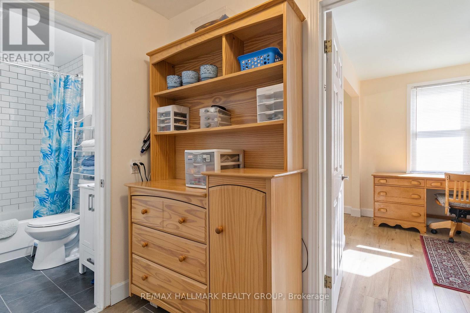 31 CHAFFEY STREET - 18
