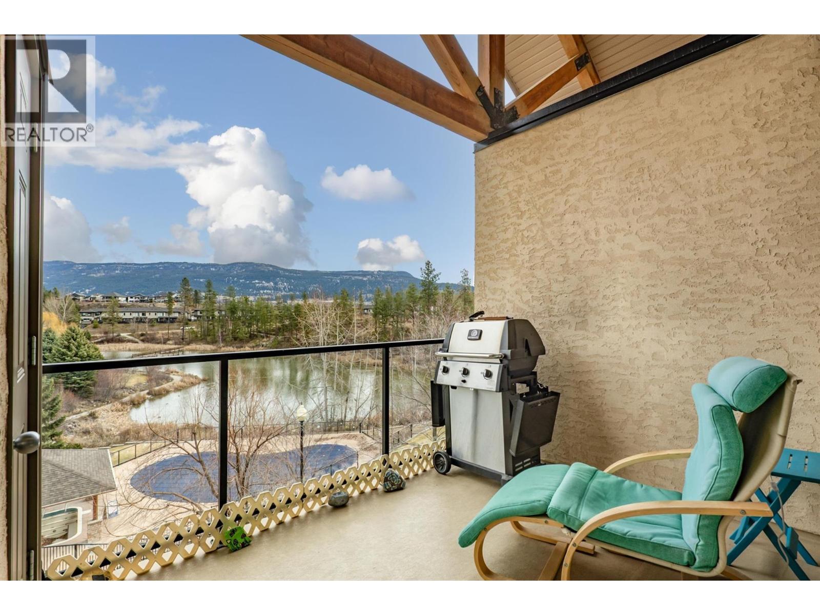 2551 Shoreline Drive Unit# 404, Lake Country