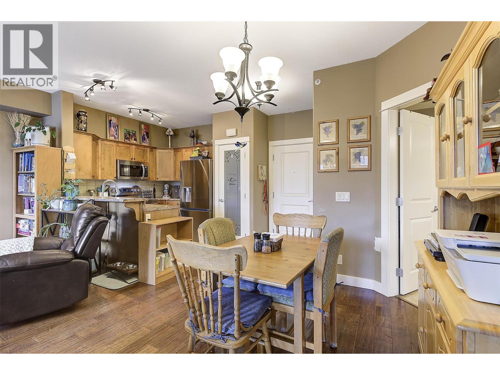 2551 Shoreline Drive Unit# 404, Lake Country