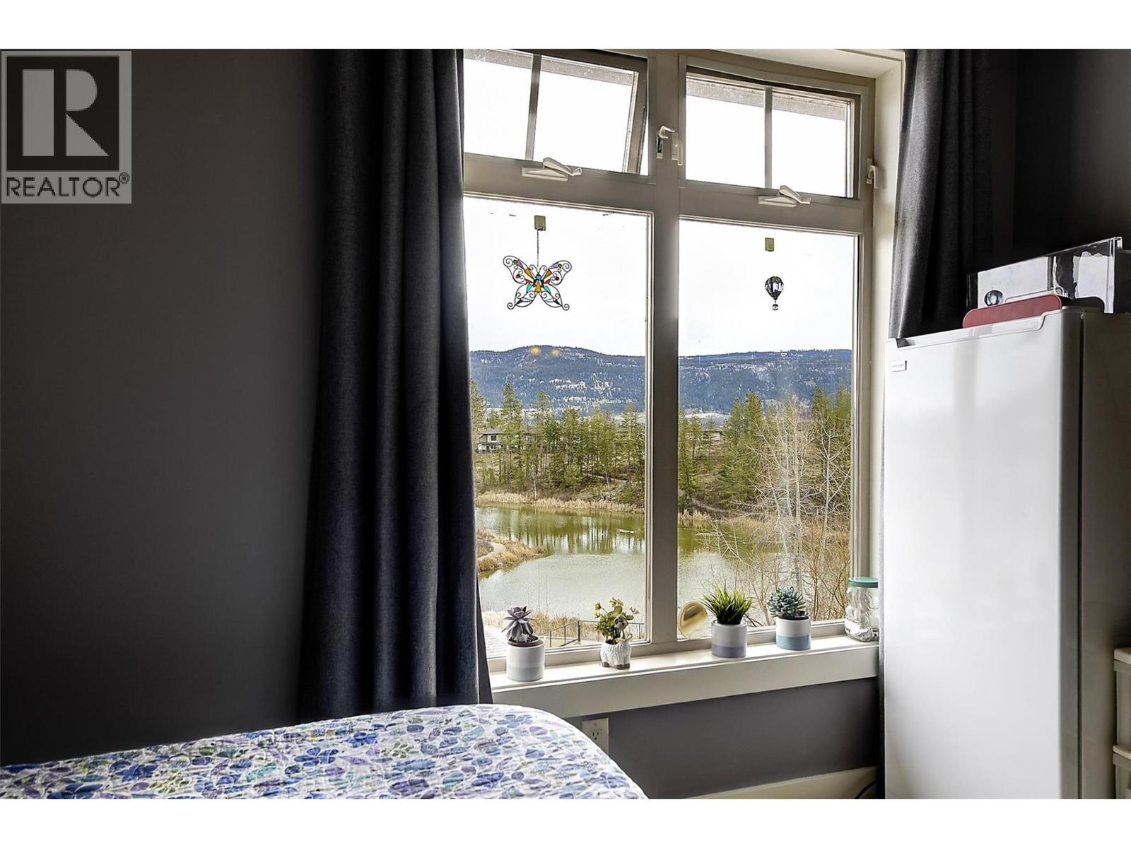 2551 Shoreline Drive Unit# 404, Lake Country