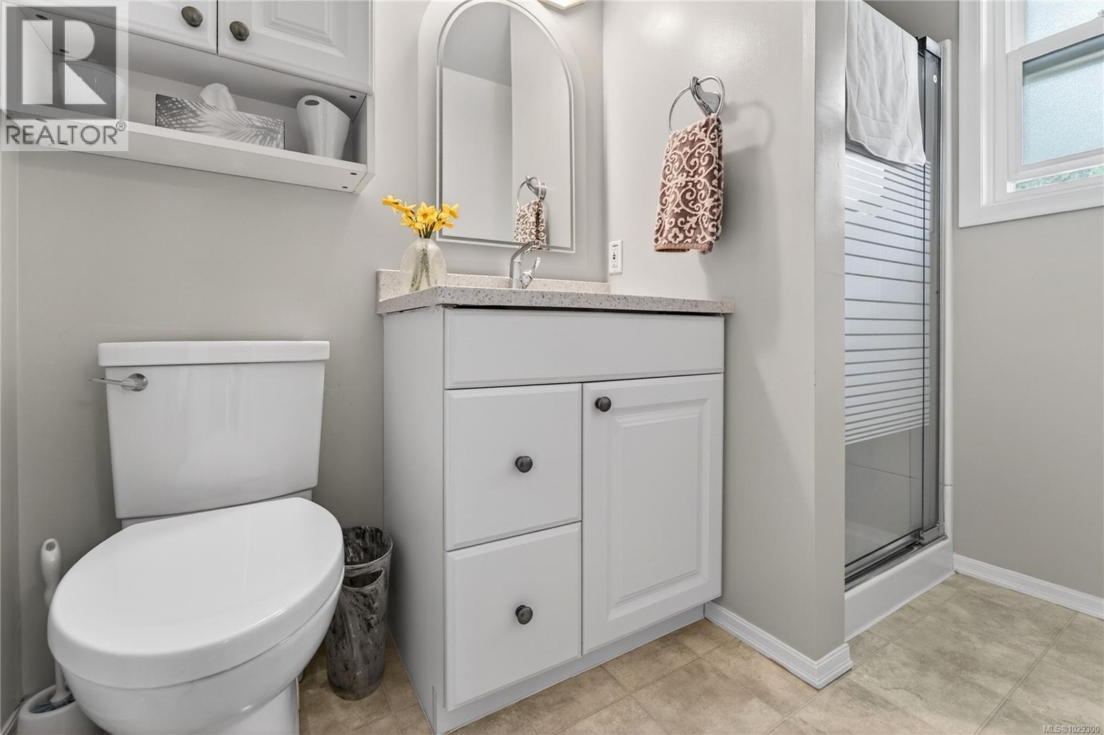  1503 Edgemont Road, Saanich