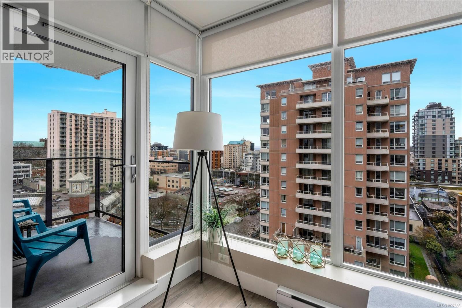 #1005 960 YATES ST - 29