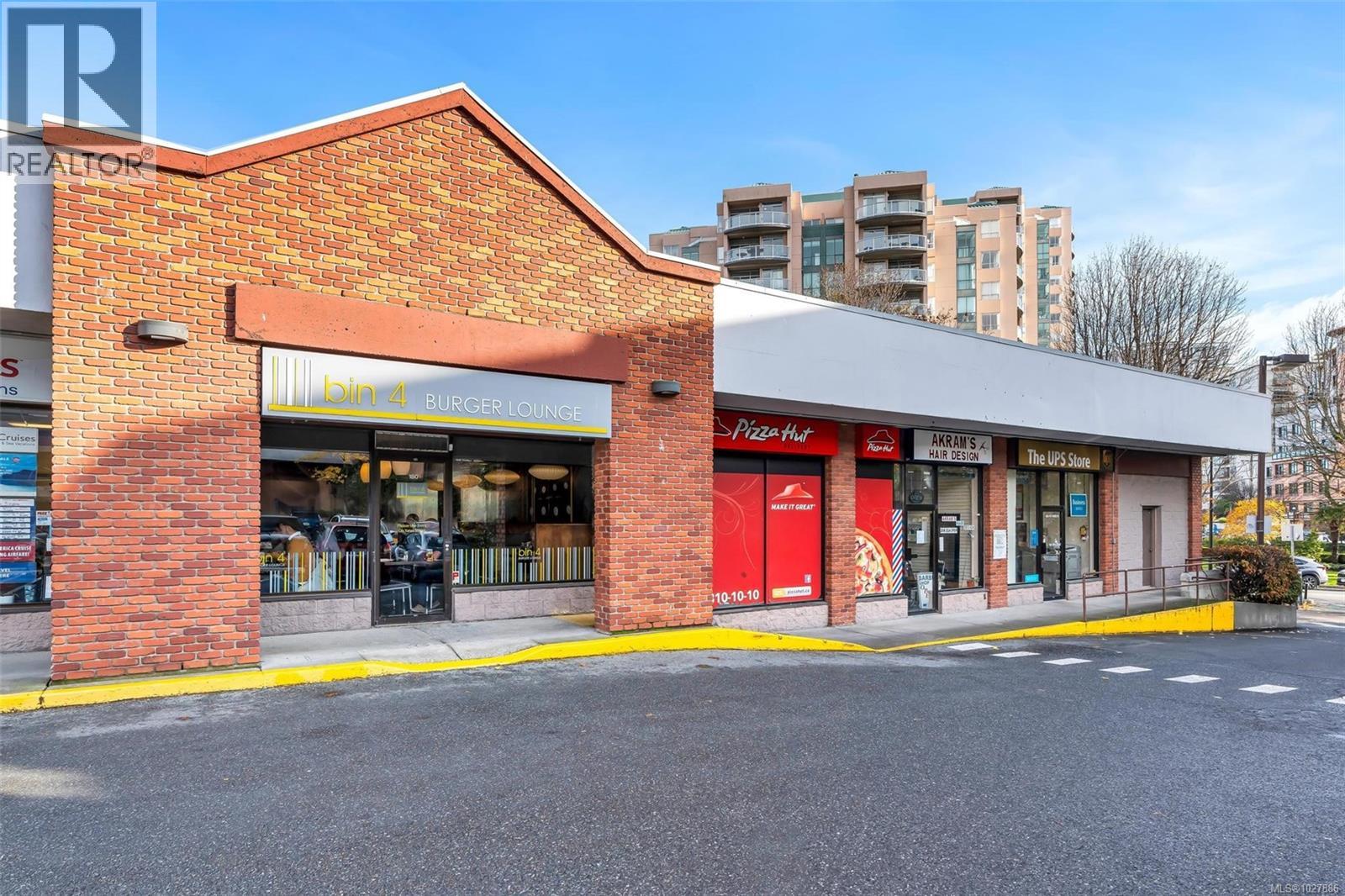 #1005 960 YATES ST - 39