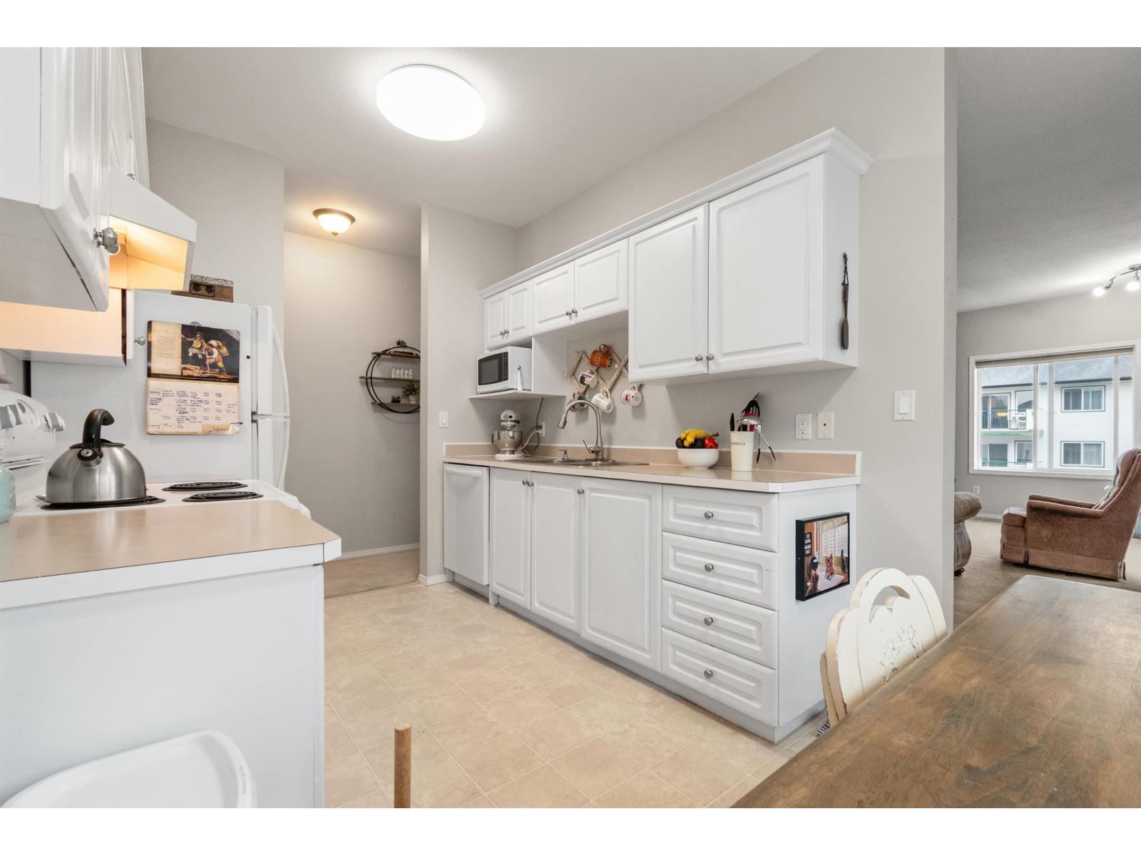 308 9143 EDWARD STREET, Chilliwack Proper West, Chilliwack