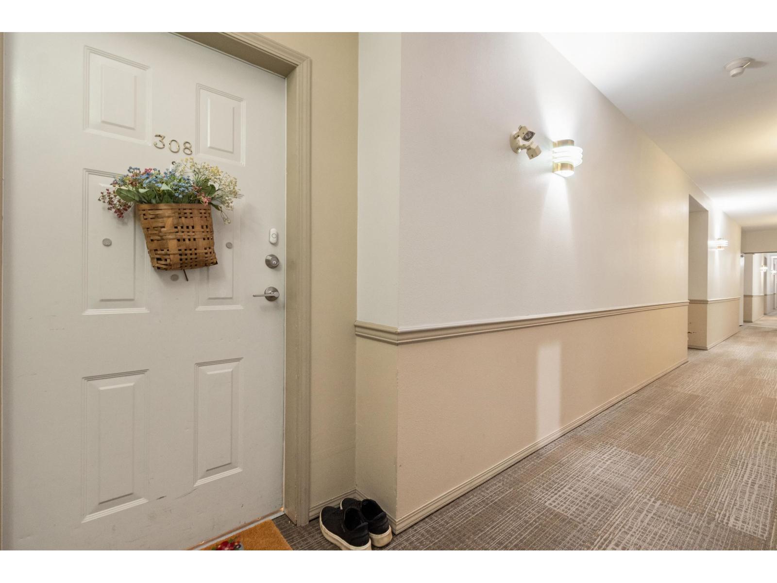 308 9143 EDWARD STREET, Chilliwack Proper West, Chilliwack