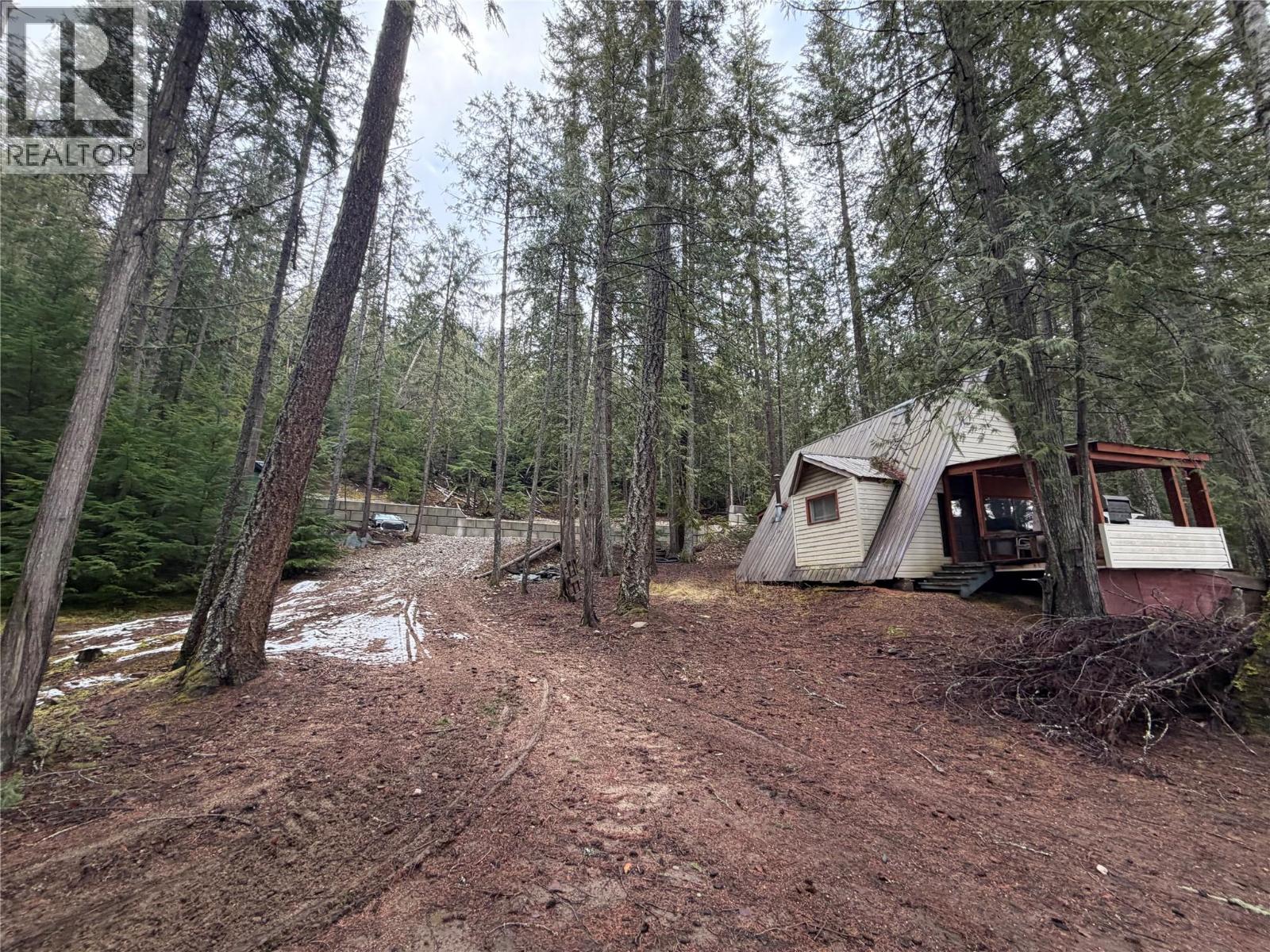 8700 MABEL LAKE ROAD - 20