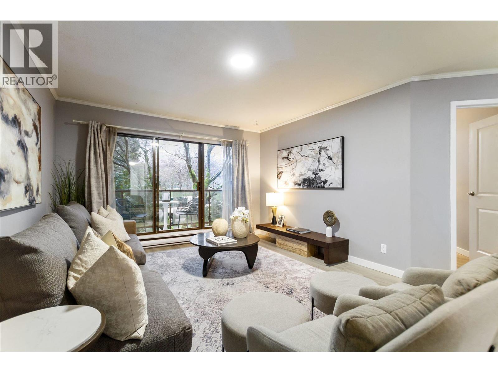 201 2222 PRINCE EDWARD Street - photo 2