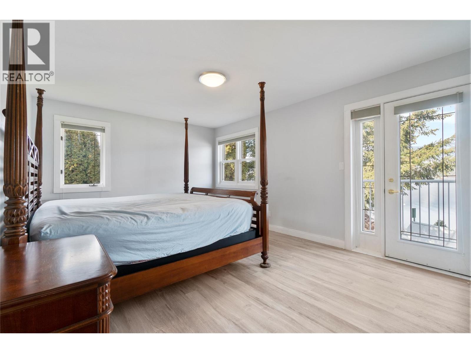 3533 Eagle Bay Road, Blind Bay