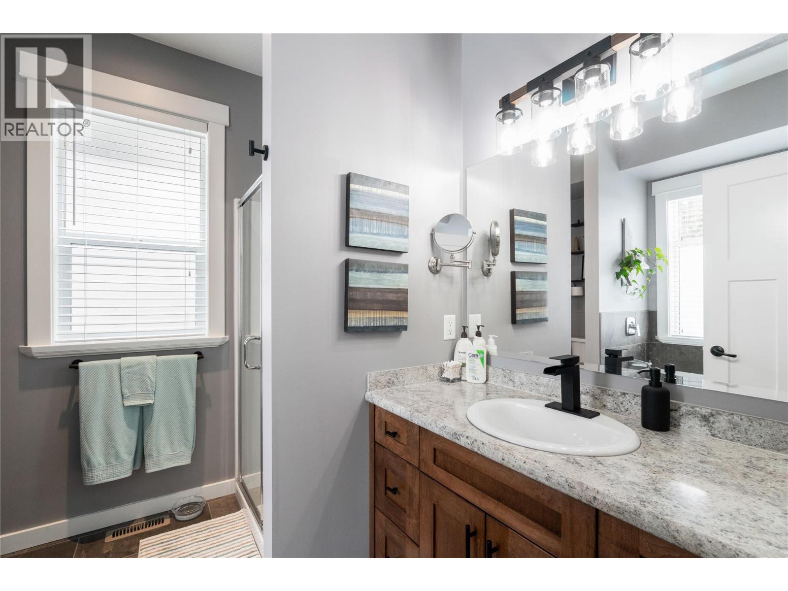 1120 24 Street SE, Salmon Arm