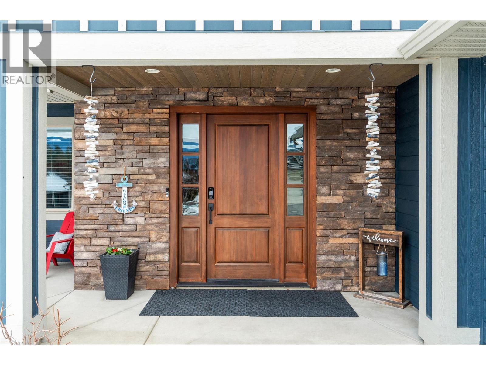 1120 24 Street SE, Salmon Arm