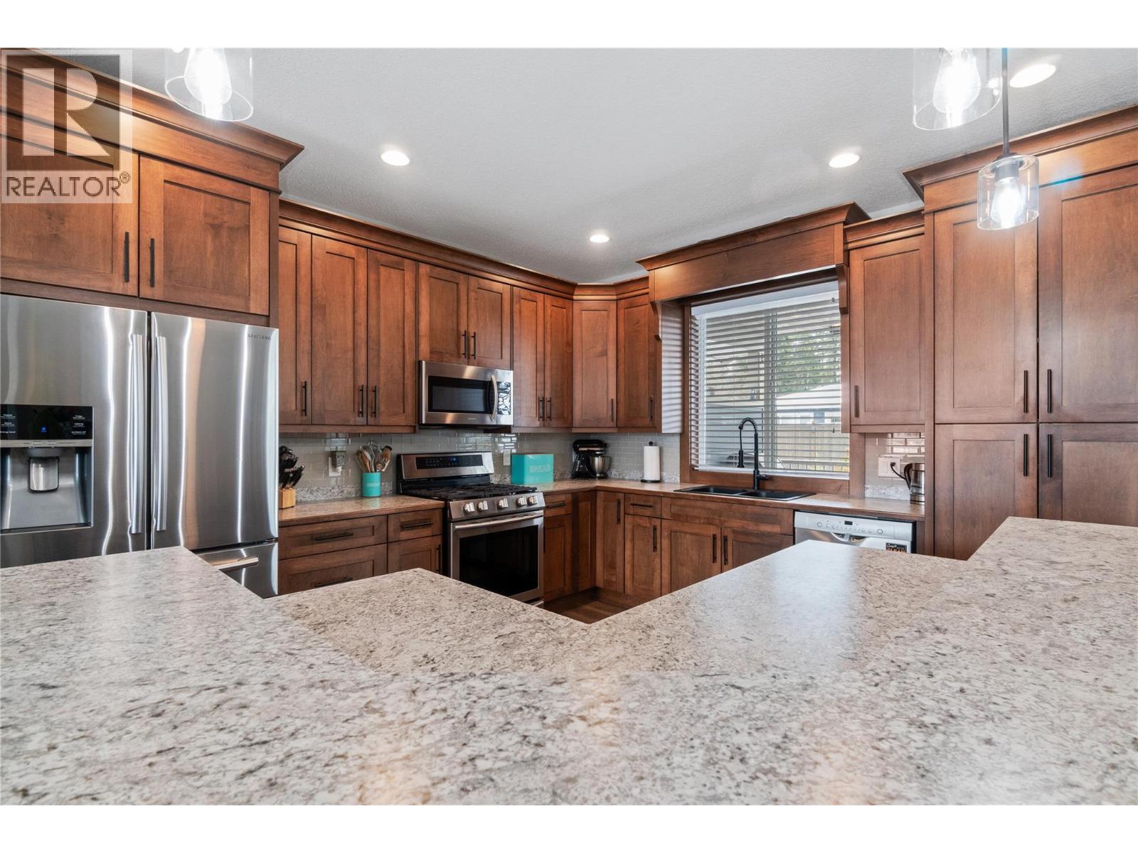 1120 24 Street SE, Salmon Arm