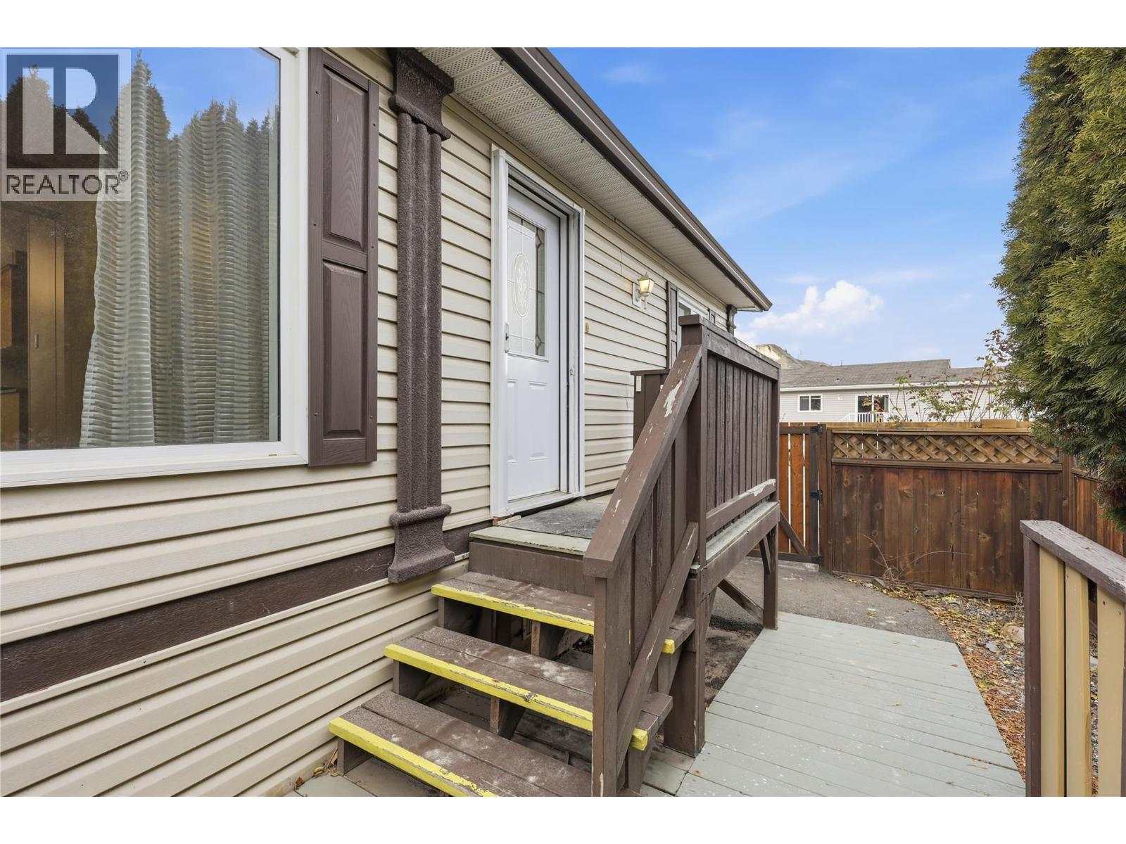 #27 7545 DALLAS DRIVE - 21