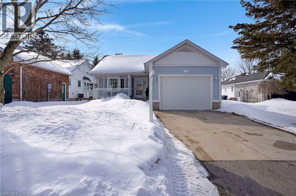 9 LAKEFIELD Court Unit# 89