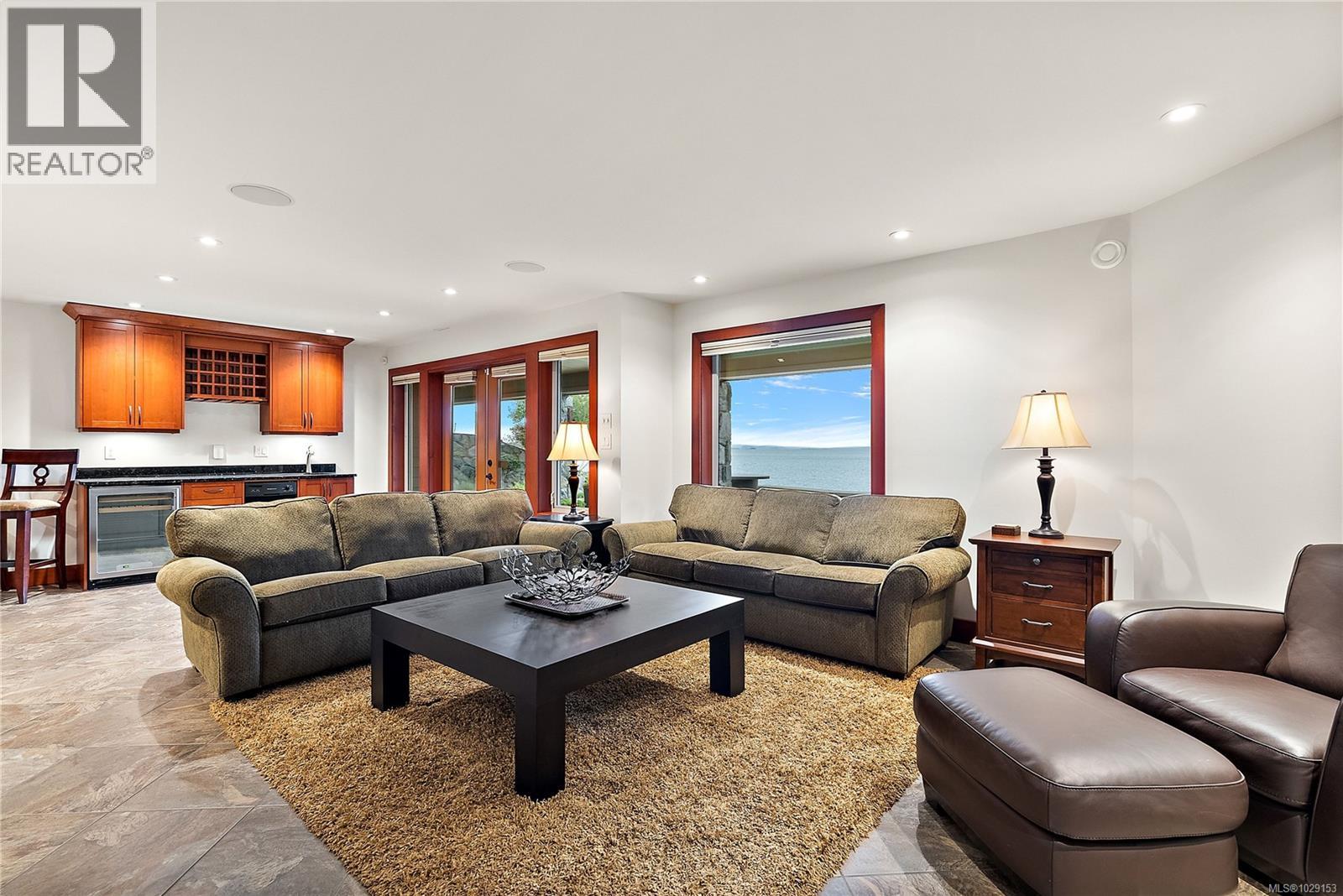  10206 Surfside Place, Sidney