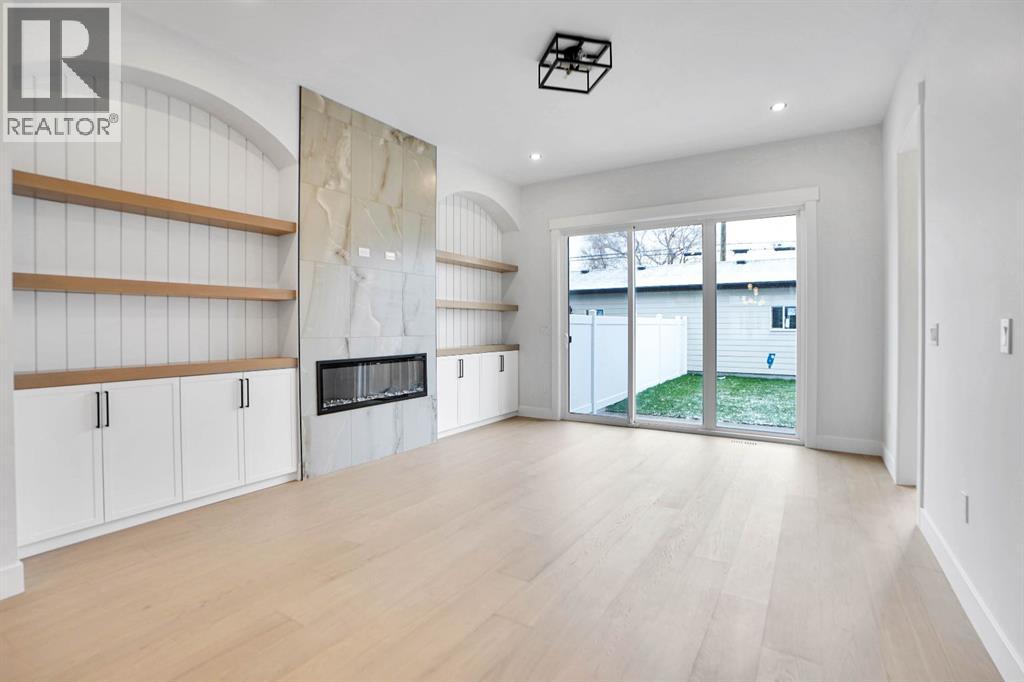 Single Family House for Sale in   Avenue NW Bowness Calgary 