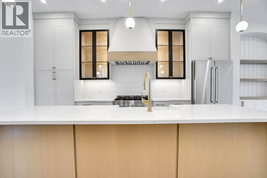 Single Family House for Sale in   Avenue NW Bowness Calgary 