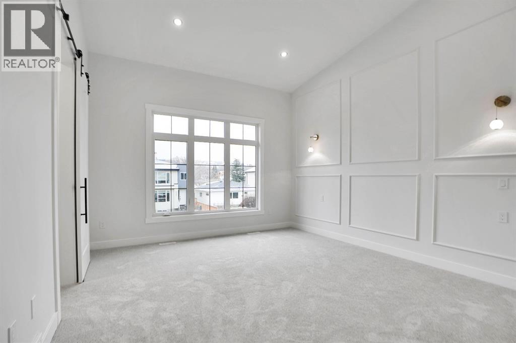 Single Family House for Sale in   Avenue NW Bowness Calgary 